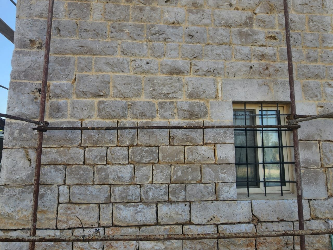 755573ba-16d1-4b3f-b0bf-1539d452fc39.jfif