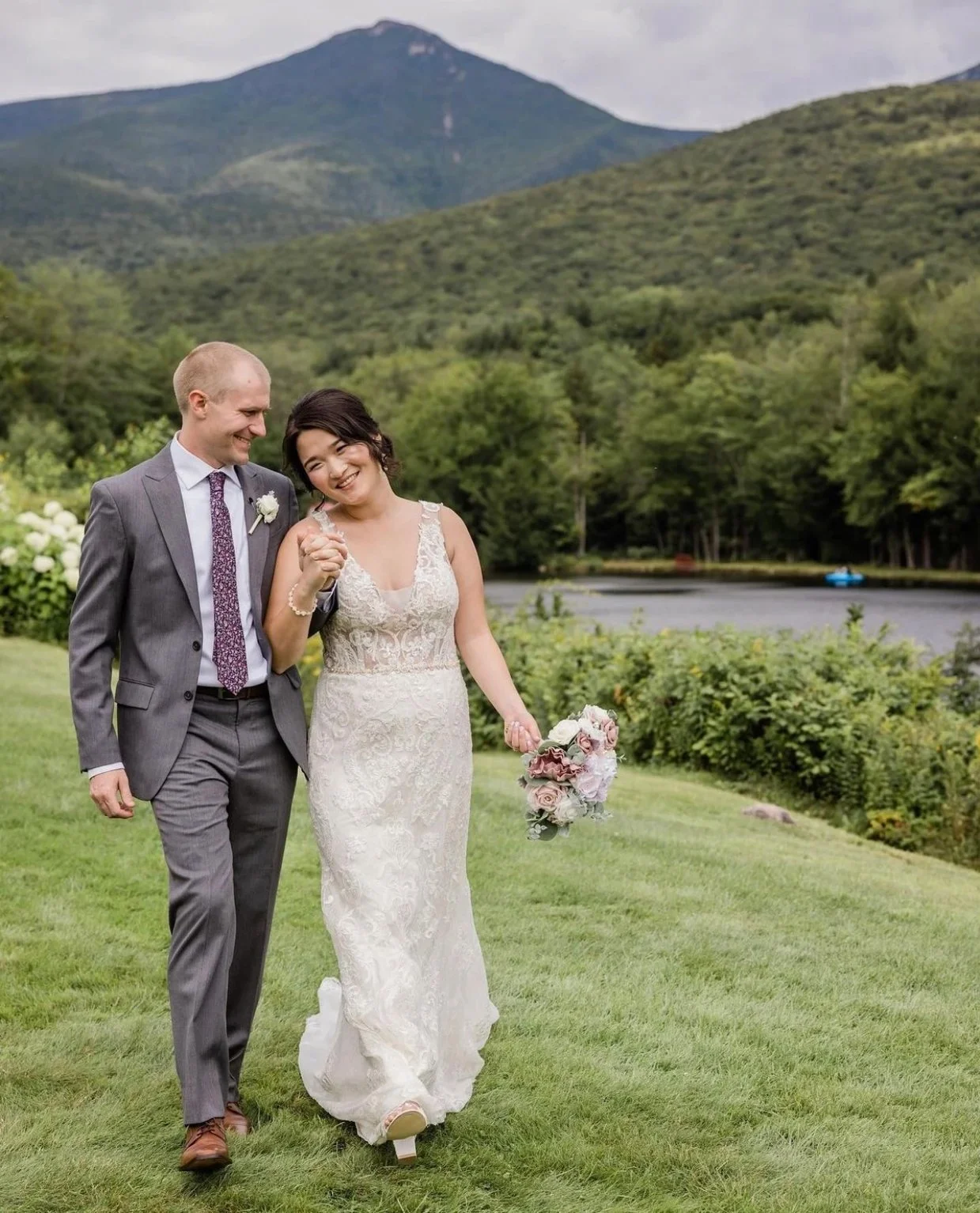 HausofBeautyNH-KellyFord-Services-WeddingMakeup97.jpg