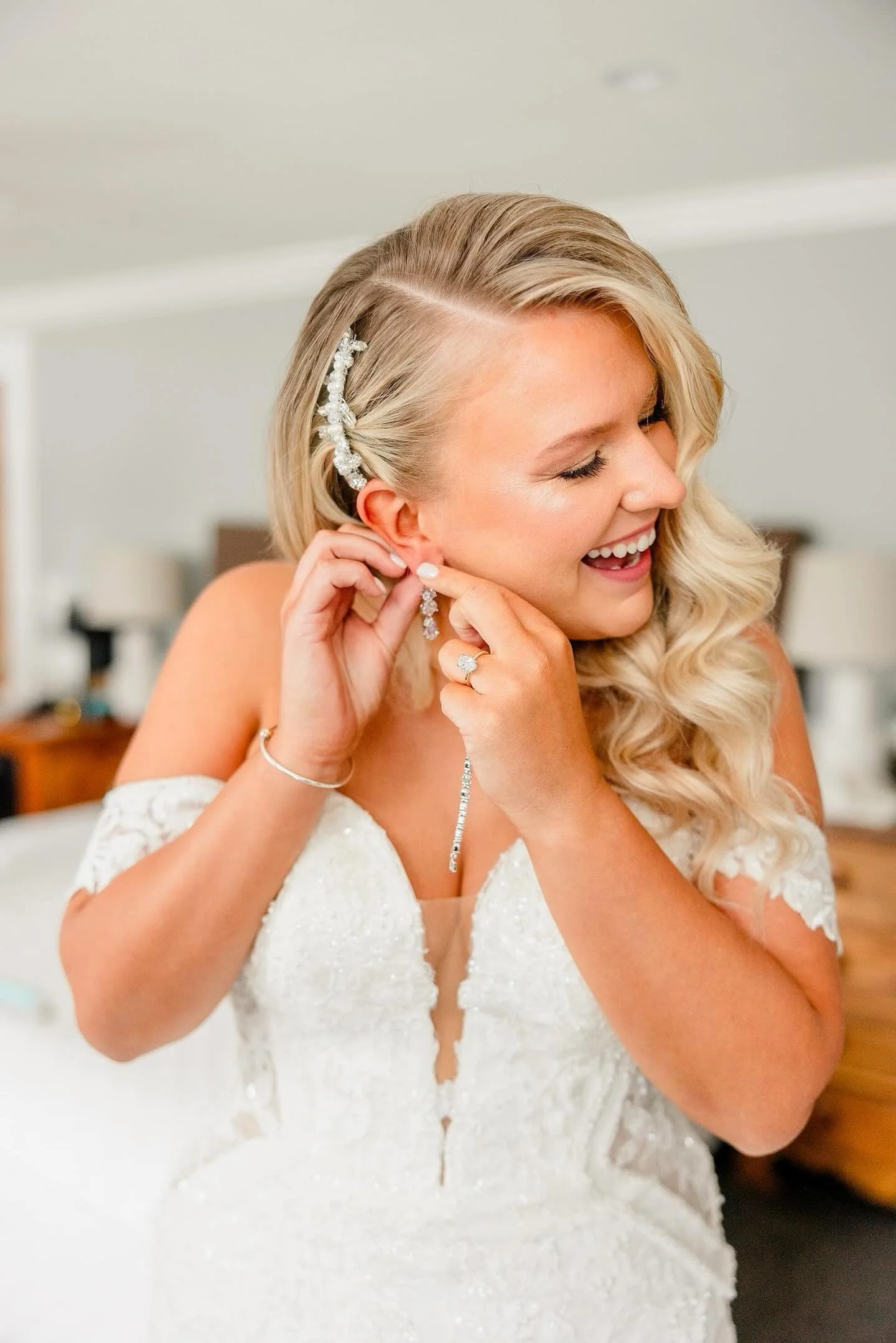HausofBeautyNH-Services-WeddingMakeup432.JPG