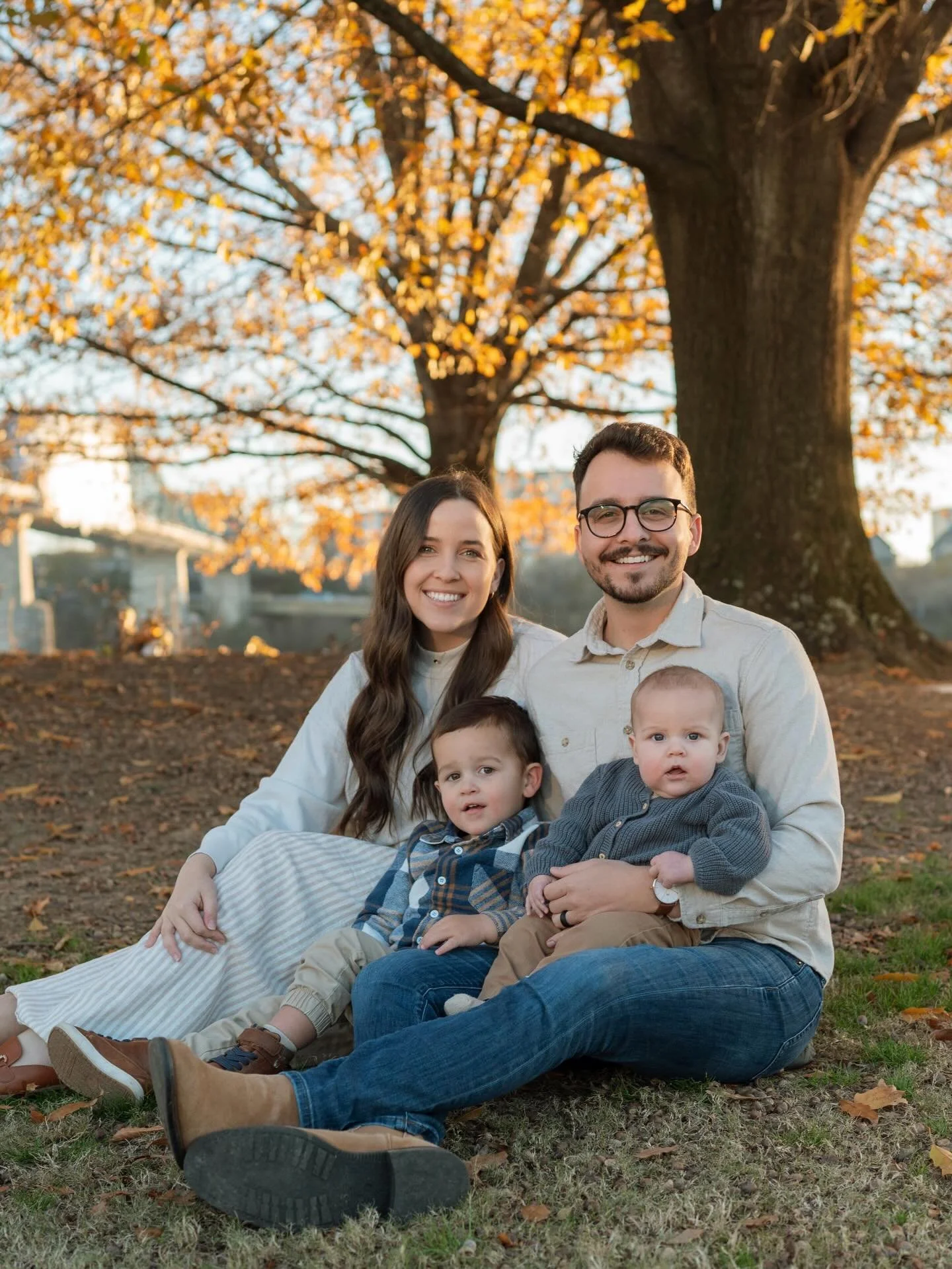 From our family to yours, merry Christmas! ❤️🎄

John 1:14
And the Word became flesh and dwelt among us, and we have seen his glory, glory as of the only Son from the Father, full of grace and truth.

📸: @savannahpatrickphoto - the best!