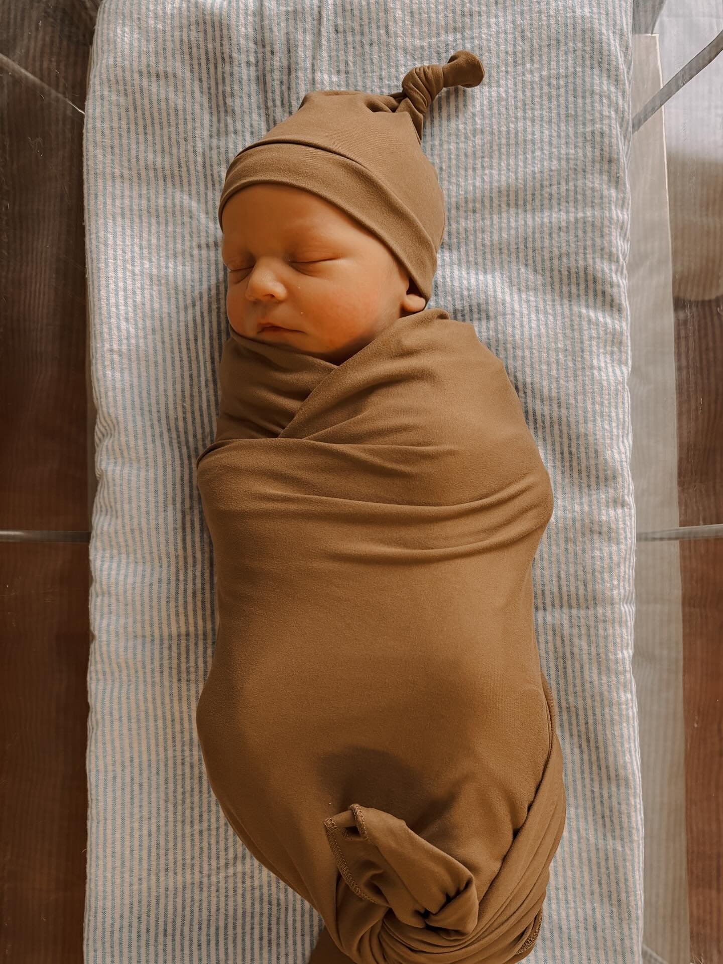 Little Nolan Drew joined our family yesterday, July 30, at 9:08 in the morning☀️

22 1/2&rdquo;
8lbs 4oz

He&rsquo;s wonderful in every way 🥹

Thank you Lord for this precious rainbow baby boy 🤎🌈