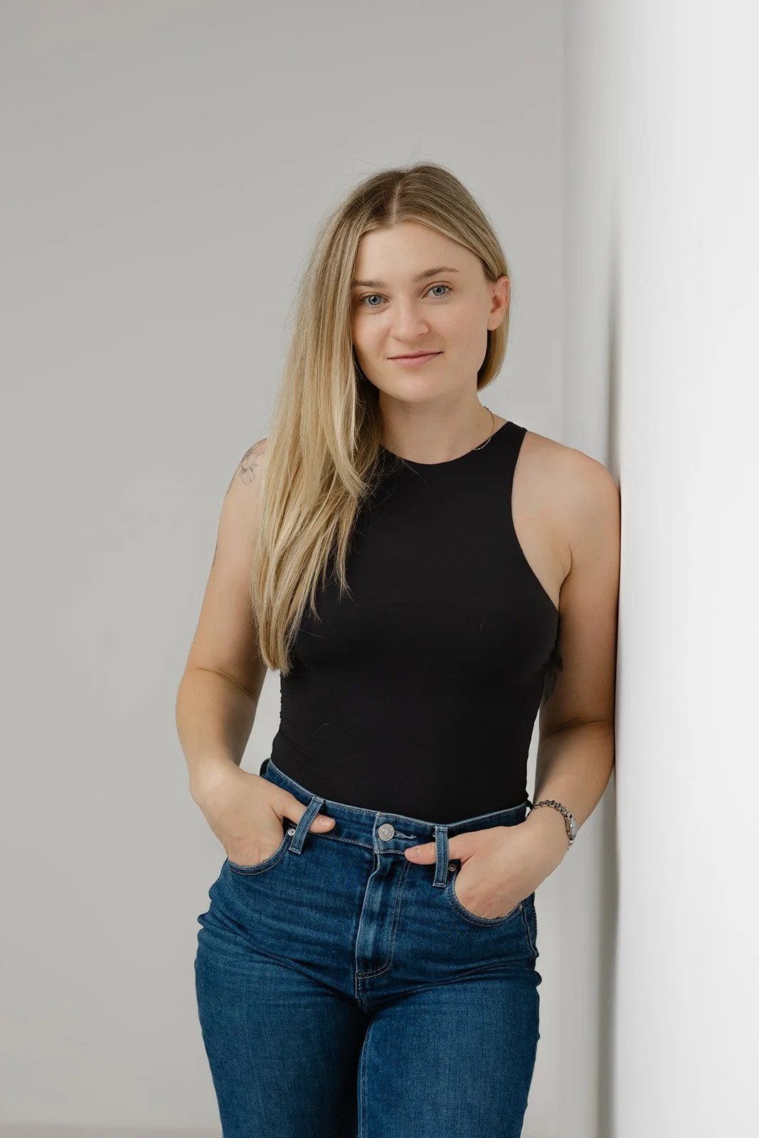 Alex Headshot