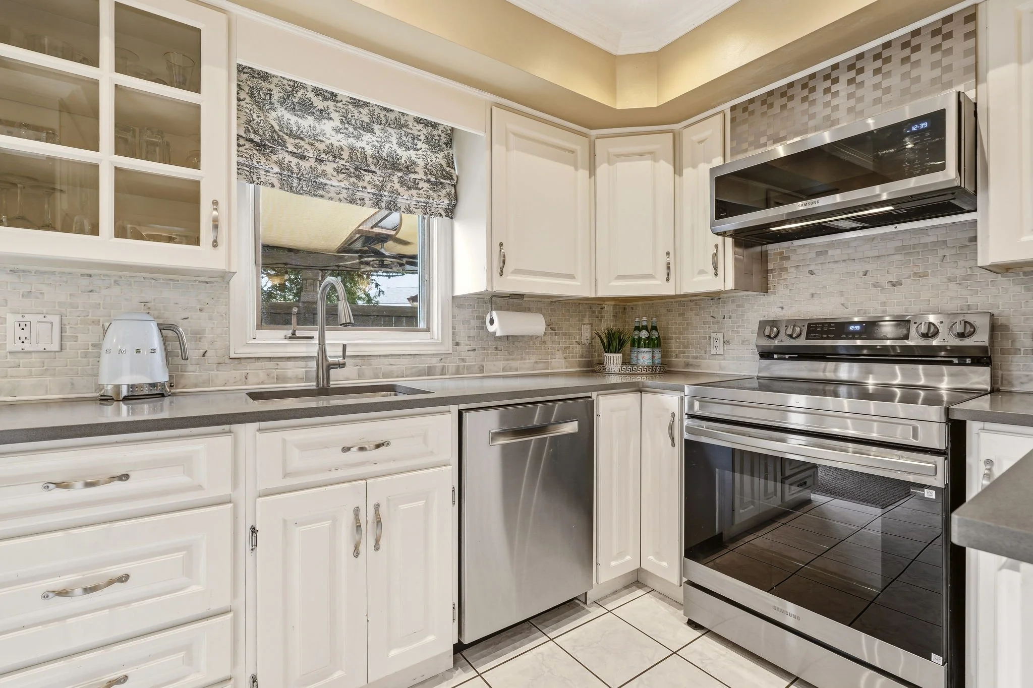 22-web-or-mls-MAIN LEVEL-17.jpg