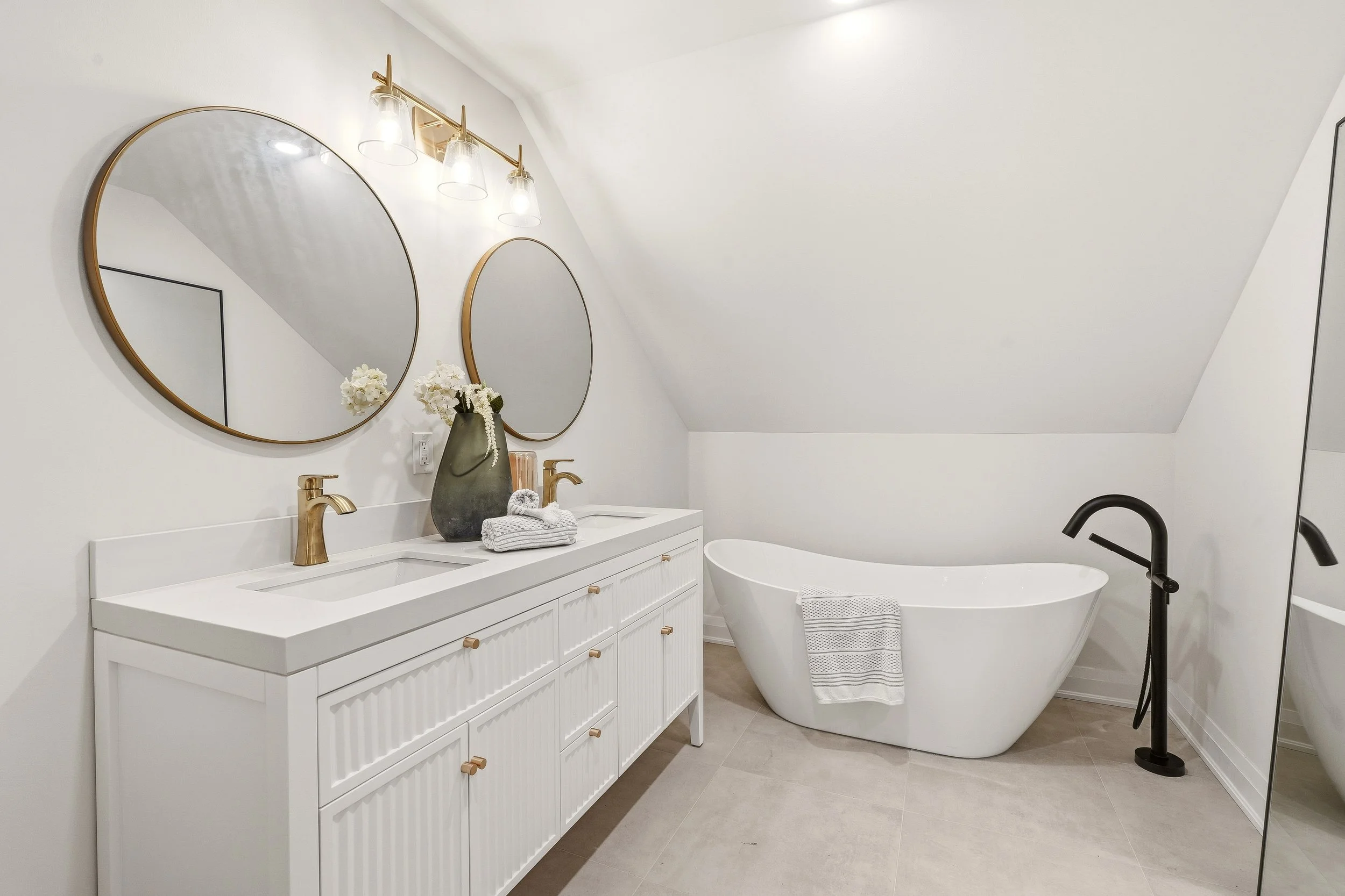 44-print-NEW BATHROOM-2.jpg