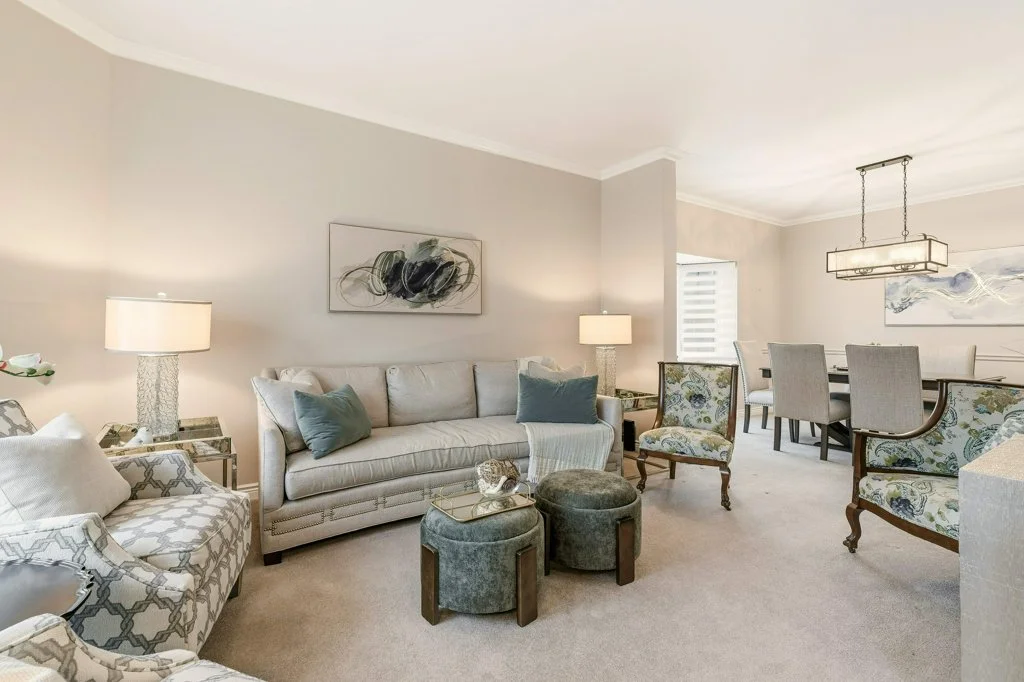 008-MAIN FLOOR-16_m.jpg