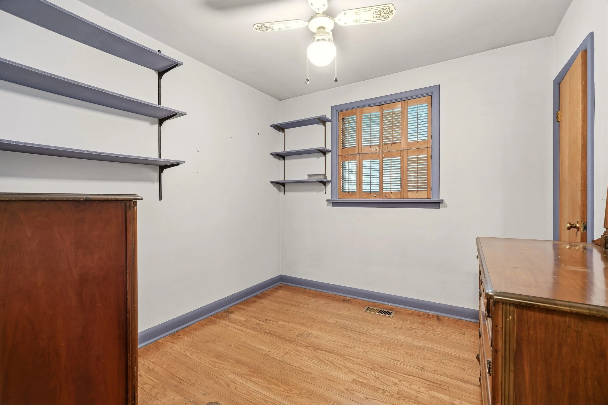 15-web-or-mls-MAIN FLOOR-9.jpg