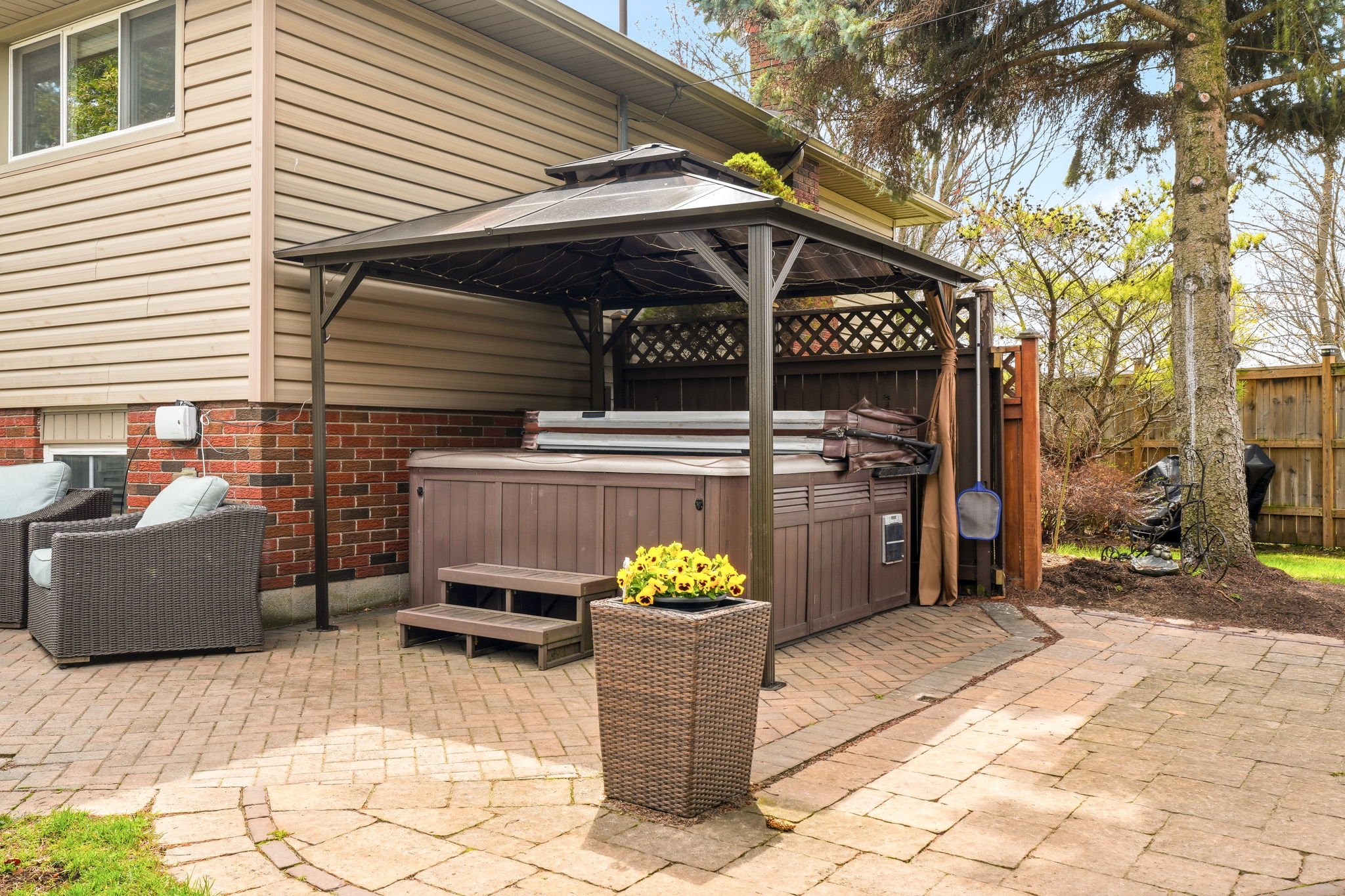 53-web-or-mls-EXTERIOR BACK-8.jpg