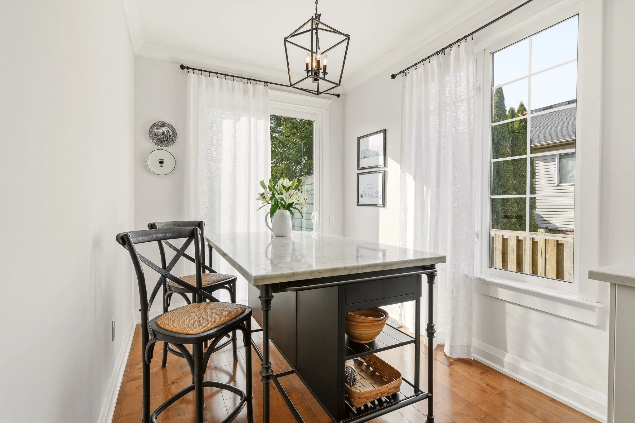 15-web-or-mls-MAIN FLOOR-10.jpg