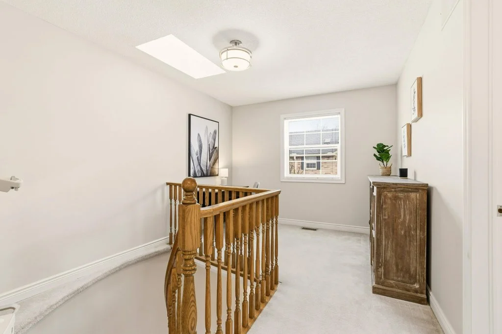 027-SECOND FLOOR-16_m.jpg