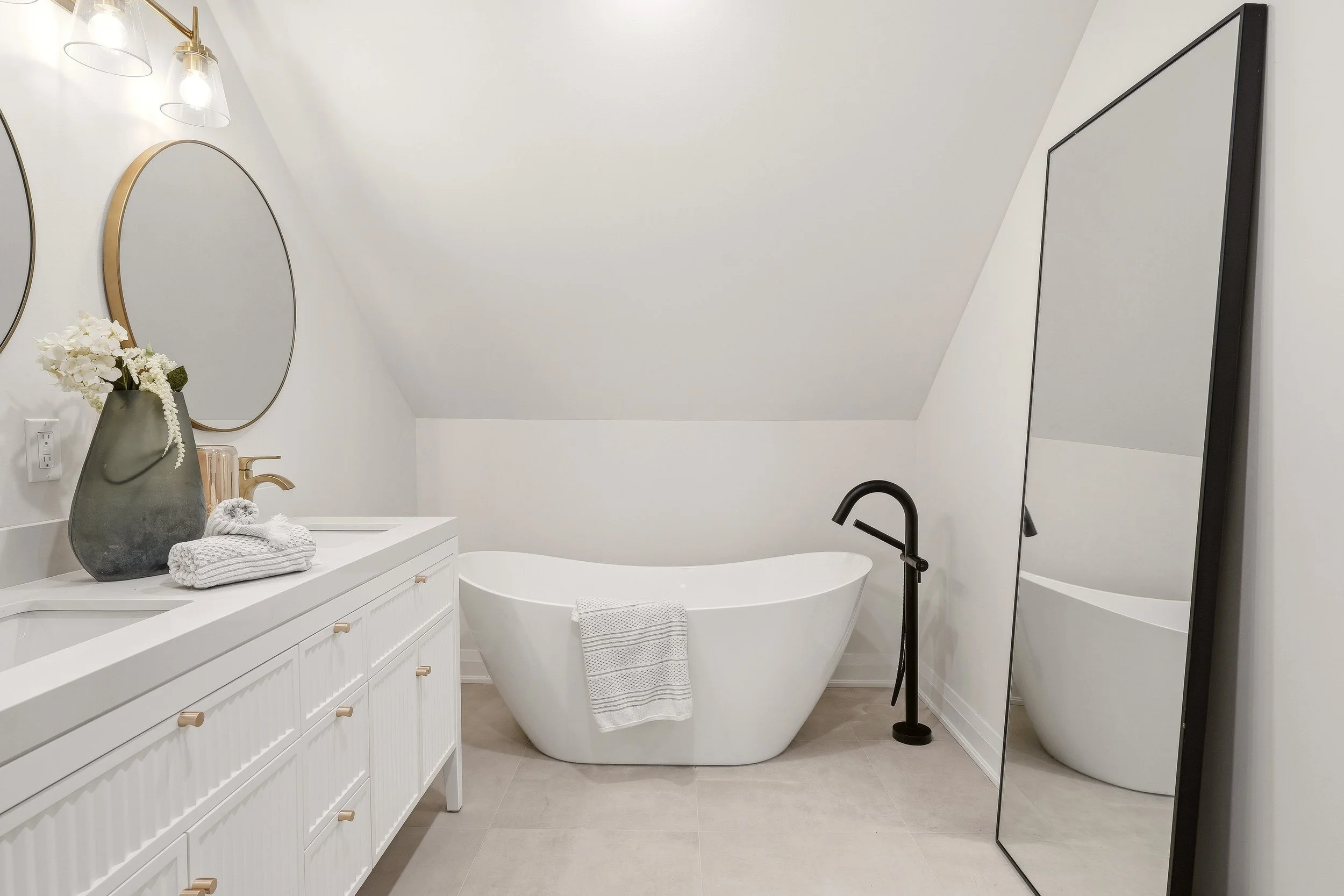 45-print-NEW BATHROOM.jpg