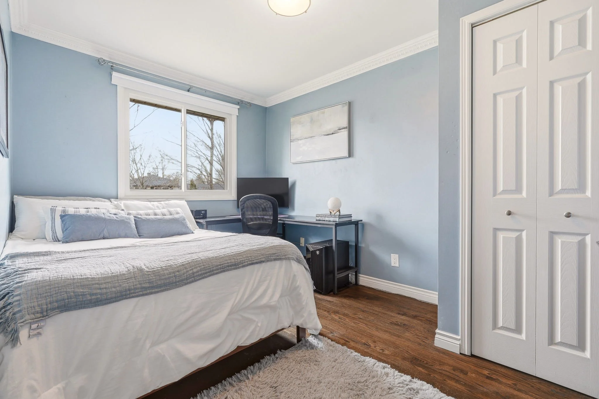 25-web-or-mls-SECOND FLOOR-3.jpg