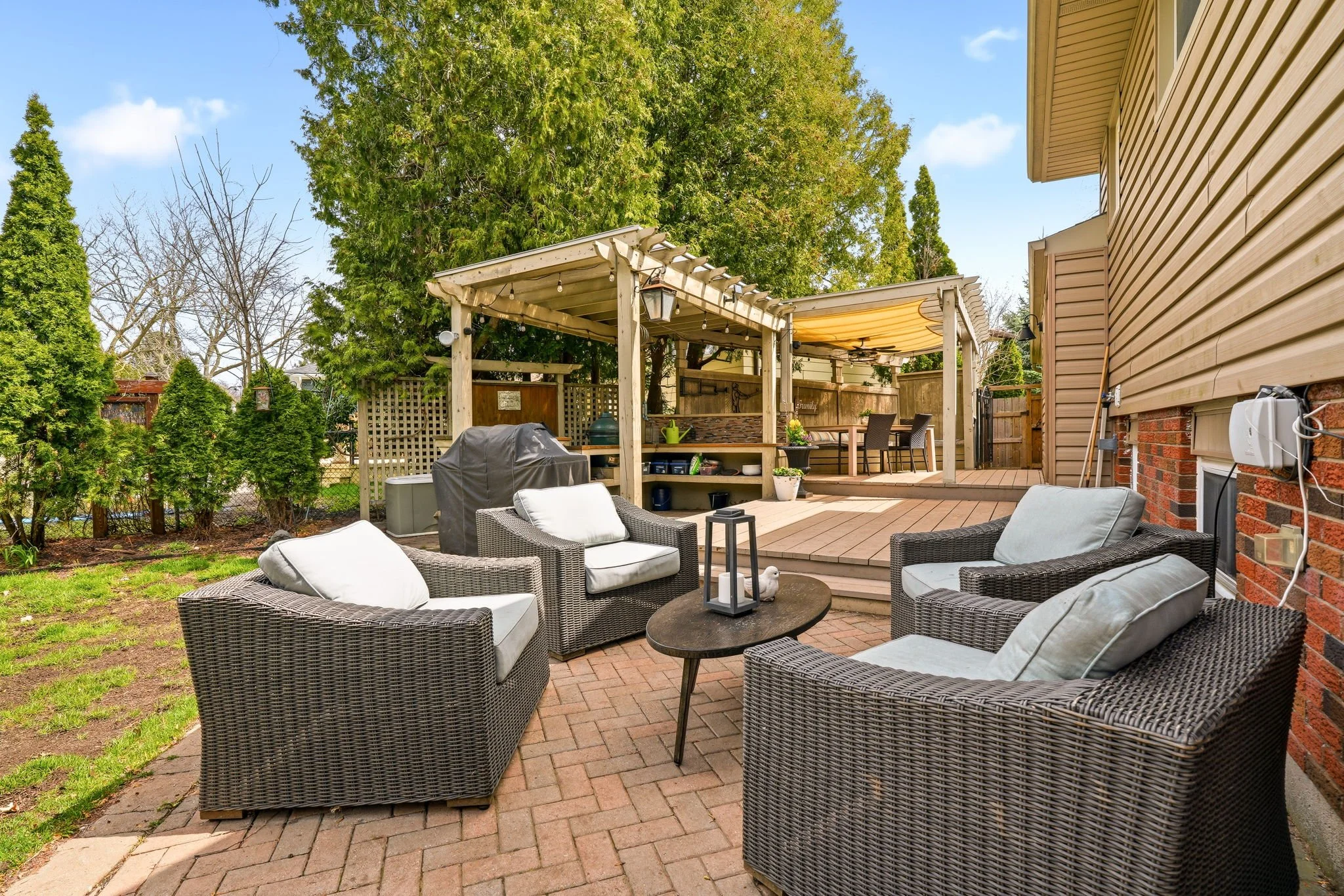 54-web-or-mls-EXTERIOR BACK-9.jpg