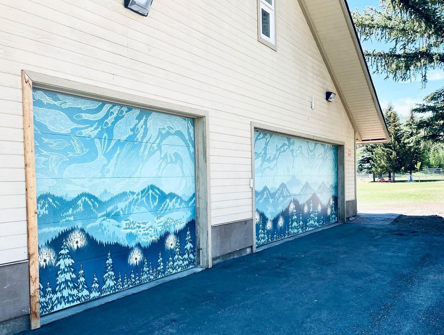 Wrapped garage doors for the City of Ketchum Recreation Department. Love how these turned out!! 

#windycitysv #recreation #explore #fun #custom #sunvalley #ketchum #woodrivervalley