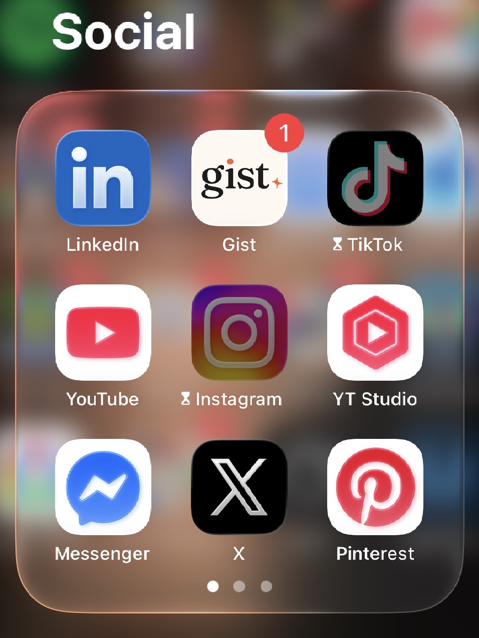 Why I’m Trying New Social Media Apps Like Gist