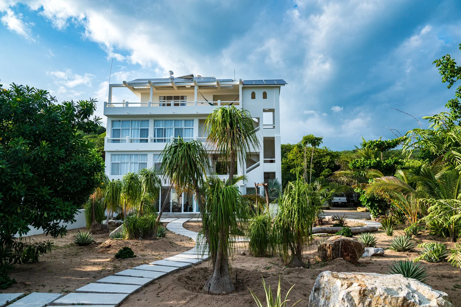 Infinity Surf Resorts Hacienda Mojon in Playa el Mojon | Garden View
