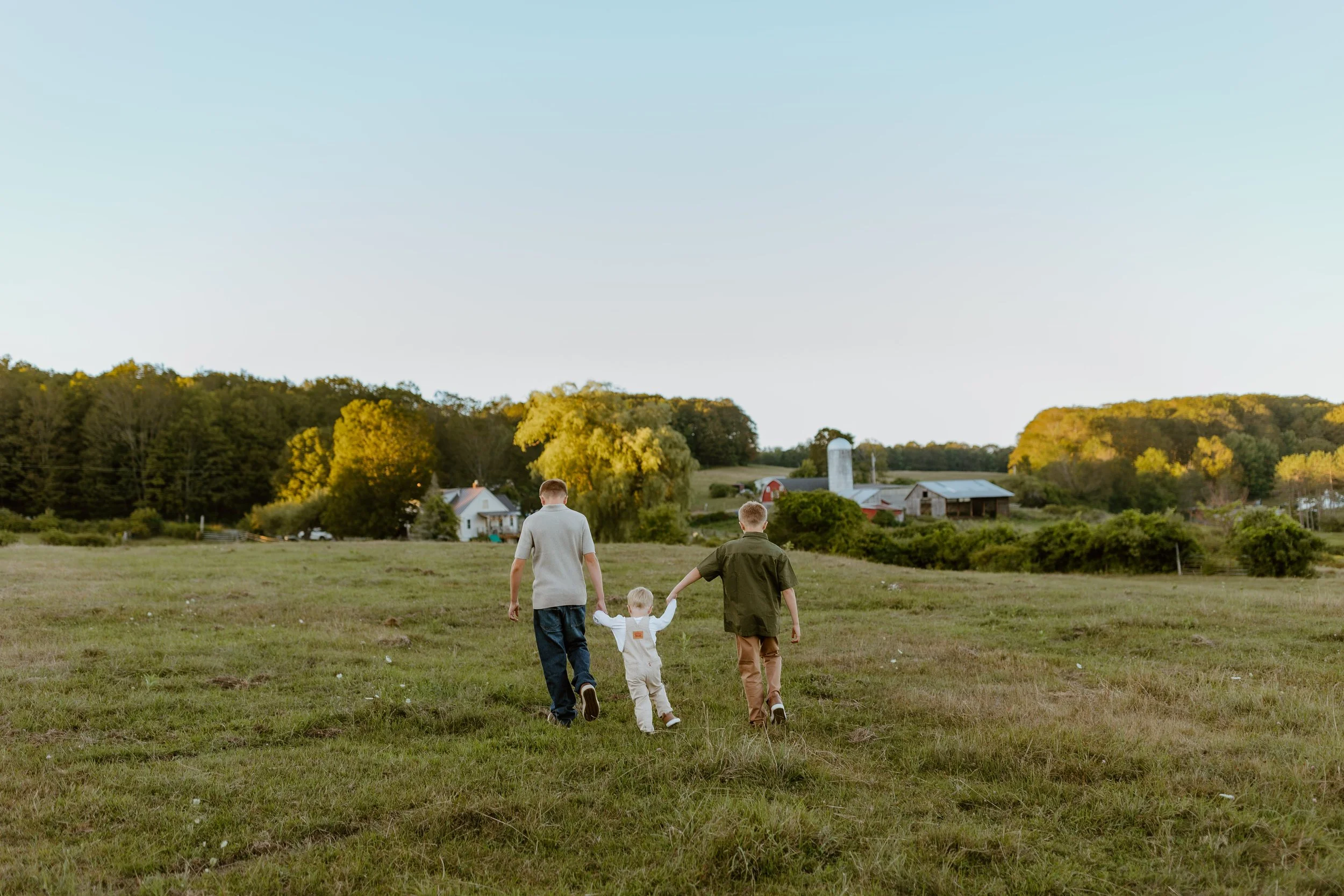 Springfield-Vermont-Family-Photography-family-farm-34.jpg
