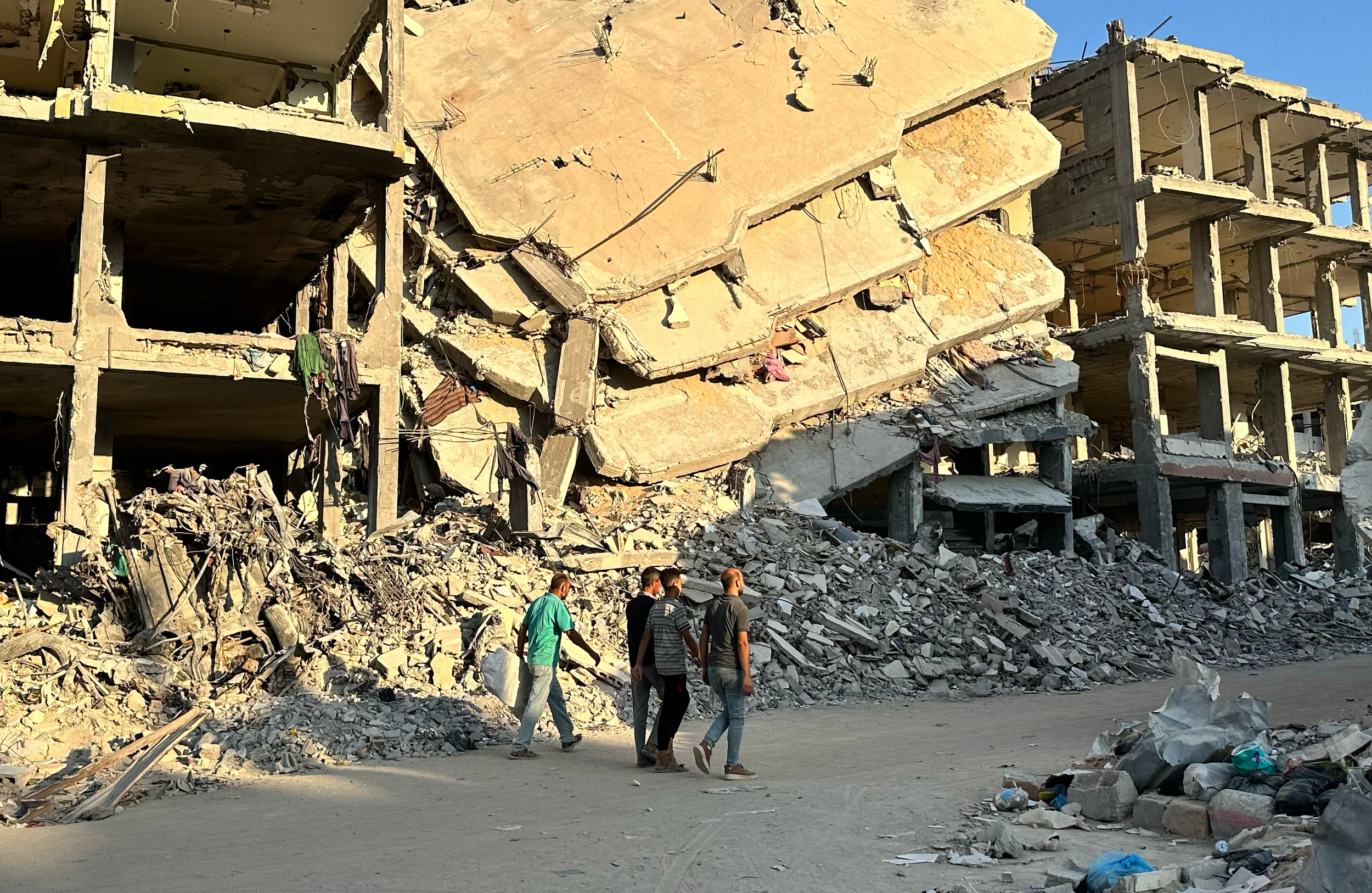 AJ-19 | 5x7 | $50.

Please email incubator@artsconnectinternational.org for sales