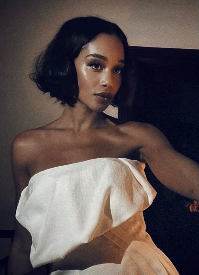 Distinction by Viveura 5.jpg