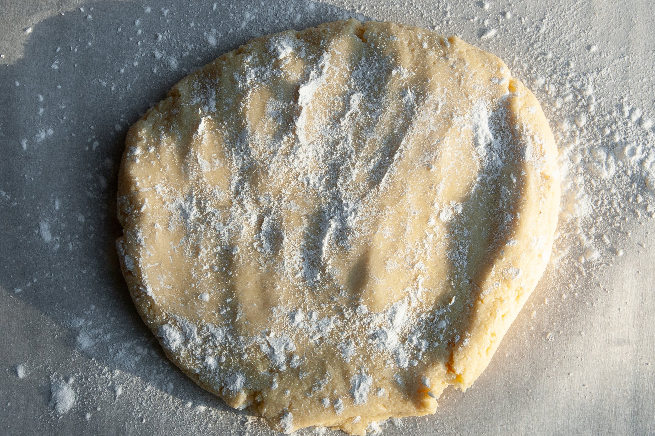 How to Make Gluten Free Halloween Sugar Cookies