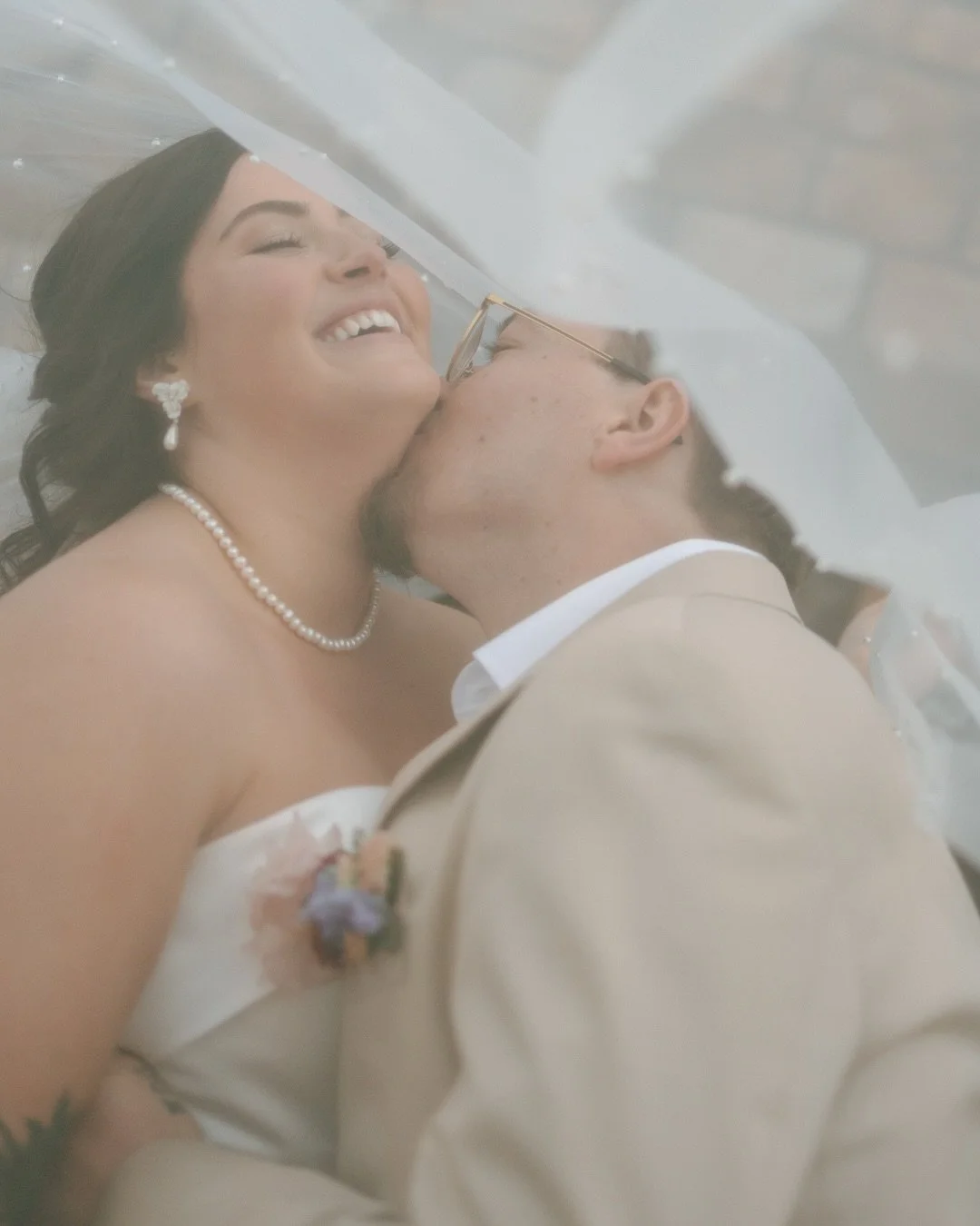 This weekend I&rsquo;ll be heading back to this incredible venue, and it reminded me of a wedding I can&rsquo;t believe I haven&rsquo;t shared yet&hellip; Lexi &amp; Cal&rsquo;s magical day back in March &mdash; the one that opened my 2025 season in 