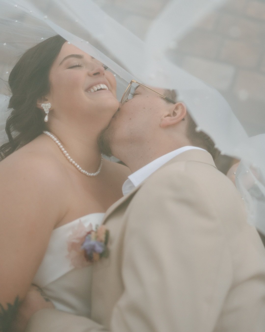 This weekend I&rsquo;ll be heading back to this incredible venue, and it reminded me of a wedding I can&rsquo;t believe I haven&rsquo;t shared yet&hellip; Lexi &amp; Cal&rsquo;s magical day back in March &mdash; the one that opened my 2025 season in 