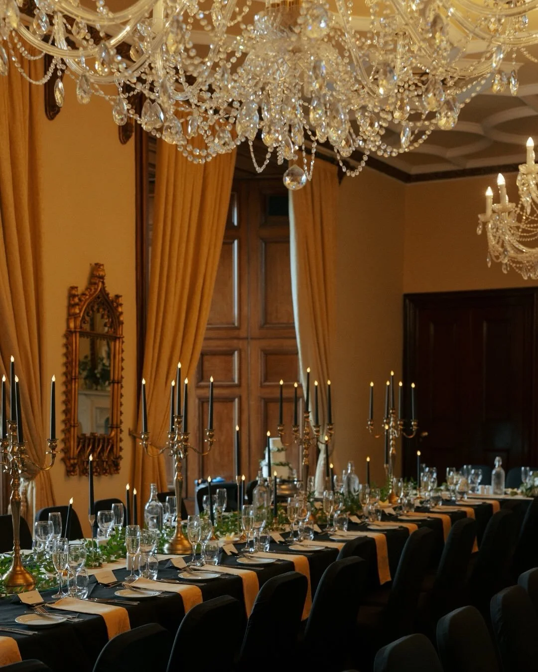 A few details from a Scottish wedding that felt straight out of a fairytale.

Candlelit dining tables, a grand chandelier glowing above it all, ancient stone castle walls, a delicate cake to be cut with a Scottish sword, and the soft sound of a harp 