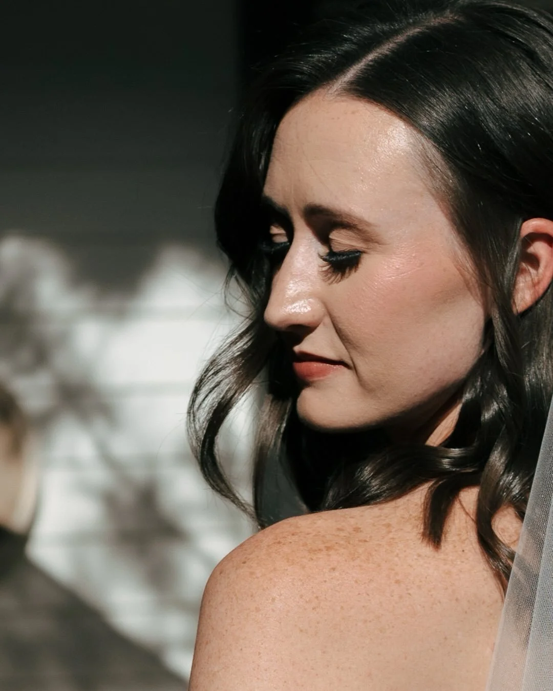 A few quiet moments with the bride as the day unfolded.
Soft light, deep breaths, and the kind of glow you can&rsquo;t fake ✨

.
.
.
.
.
.
#coloradobride #bridalportraits #coloradowedding #coloradoweddingphotographer The Oaks at Plum Creek, Castle Ro