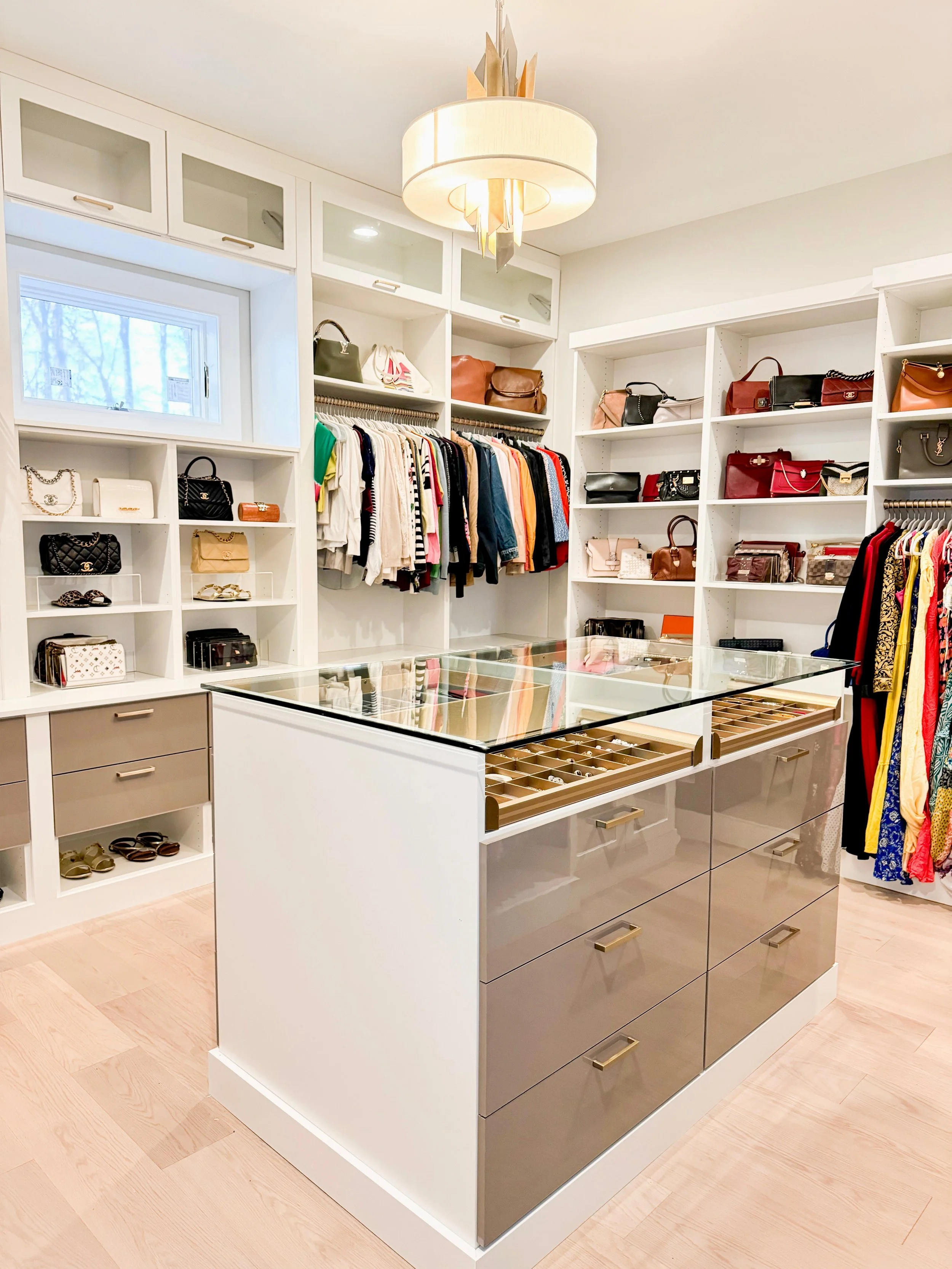 CLOSET-7.jpg