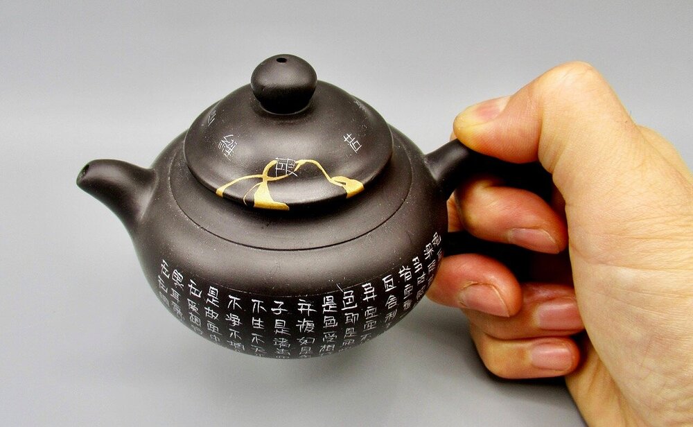 Kintsugi: a Japanese traditional ceramic conservation skill - CU  Conservation - Cardiff University