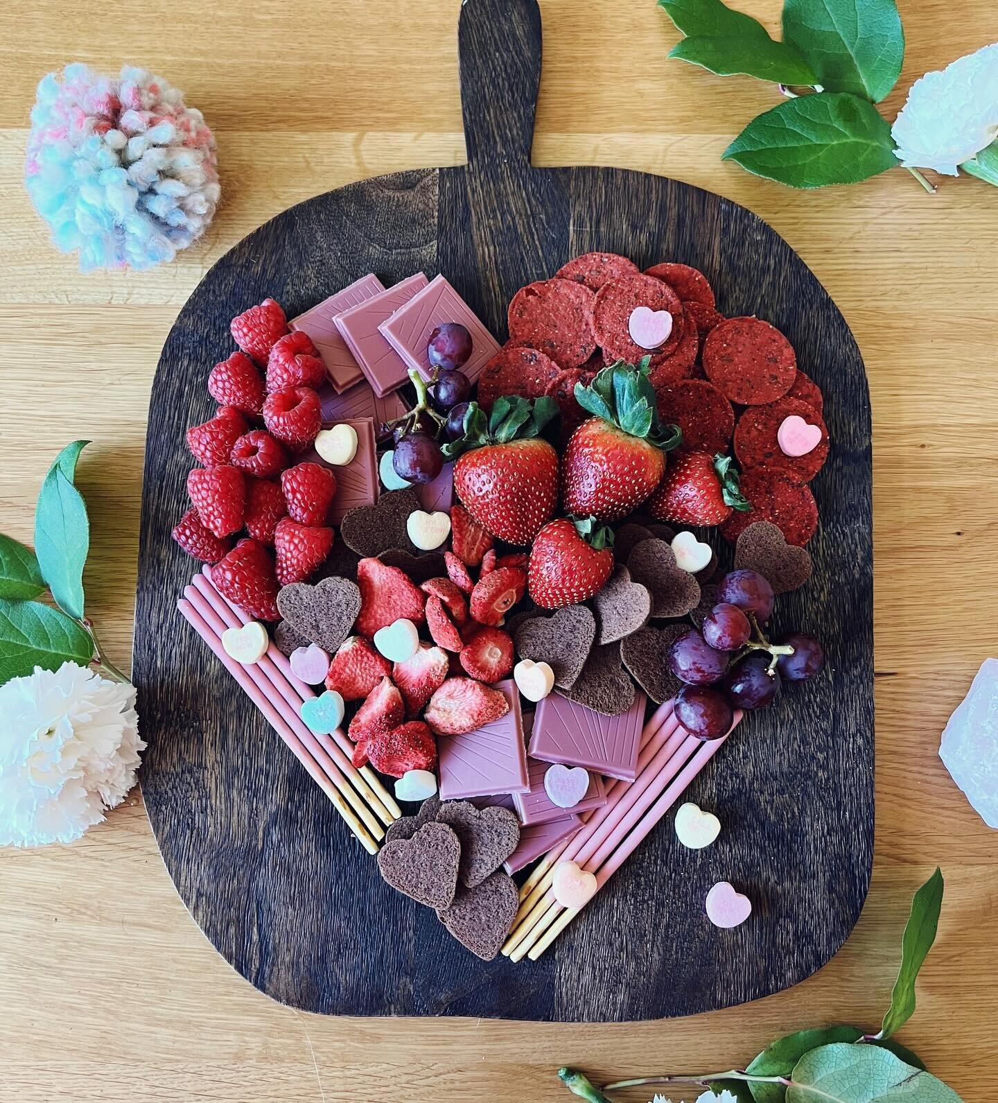 Happy hearts day! We love a good snack board over here and Miss F helped me put this together for Valentine&rsquo;s Day 💕. A little bit healthy, a little bit indulgent, we call it &ldquo;heartcuterie&rdquo;. 🫶.

Hope you have a great day whether yo