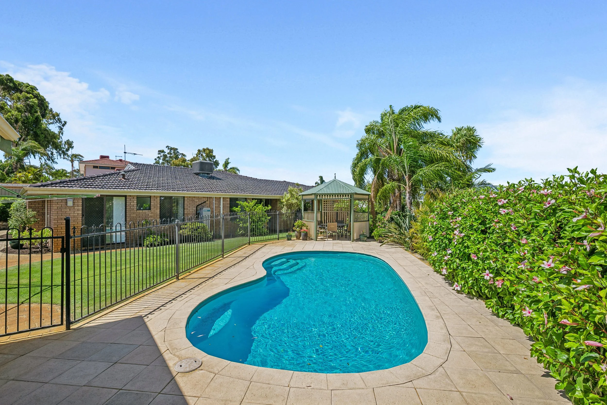 6 Coleridge Place, North Lake, WA 6163