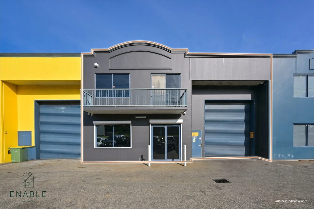 2/1 Port Kembla Drive, Bibra Lake, WA 6163