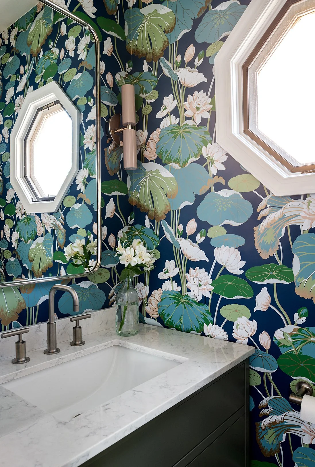 Bold-Powder-Room-Wallpaper.jpg