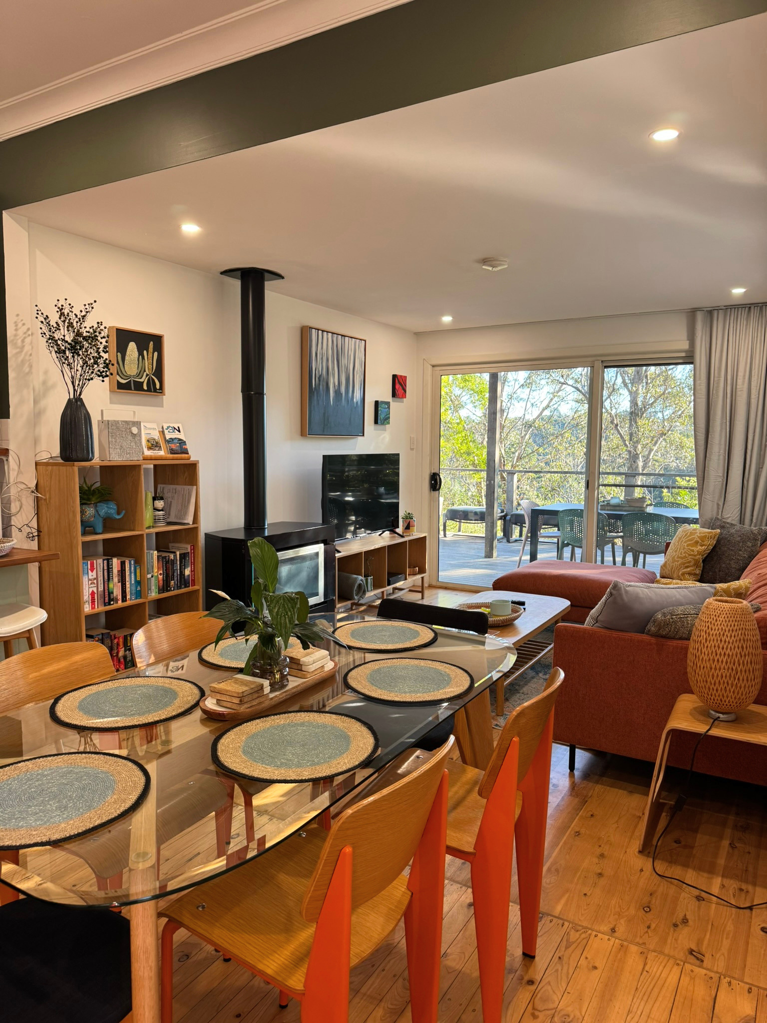 Open-plan dining and living area at Katoomba Falls Cottage, offering comfortable Blue Mountains accommodation for up to six guests.