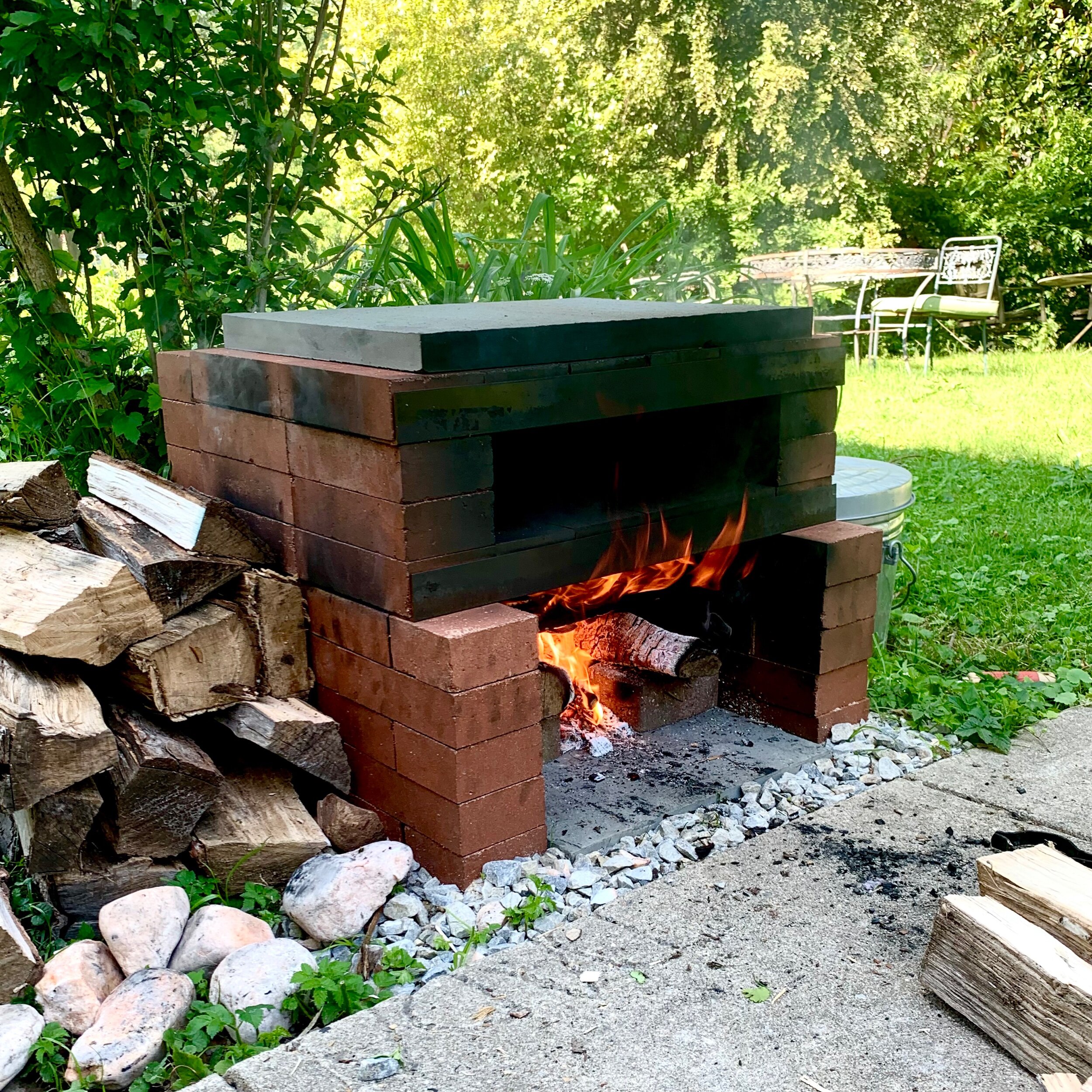 How to Build an Outdoor Pizza Oven