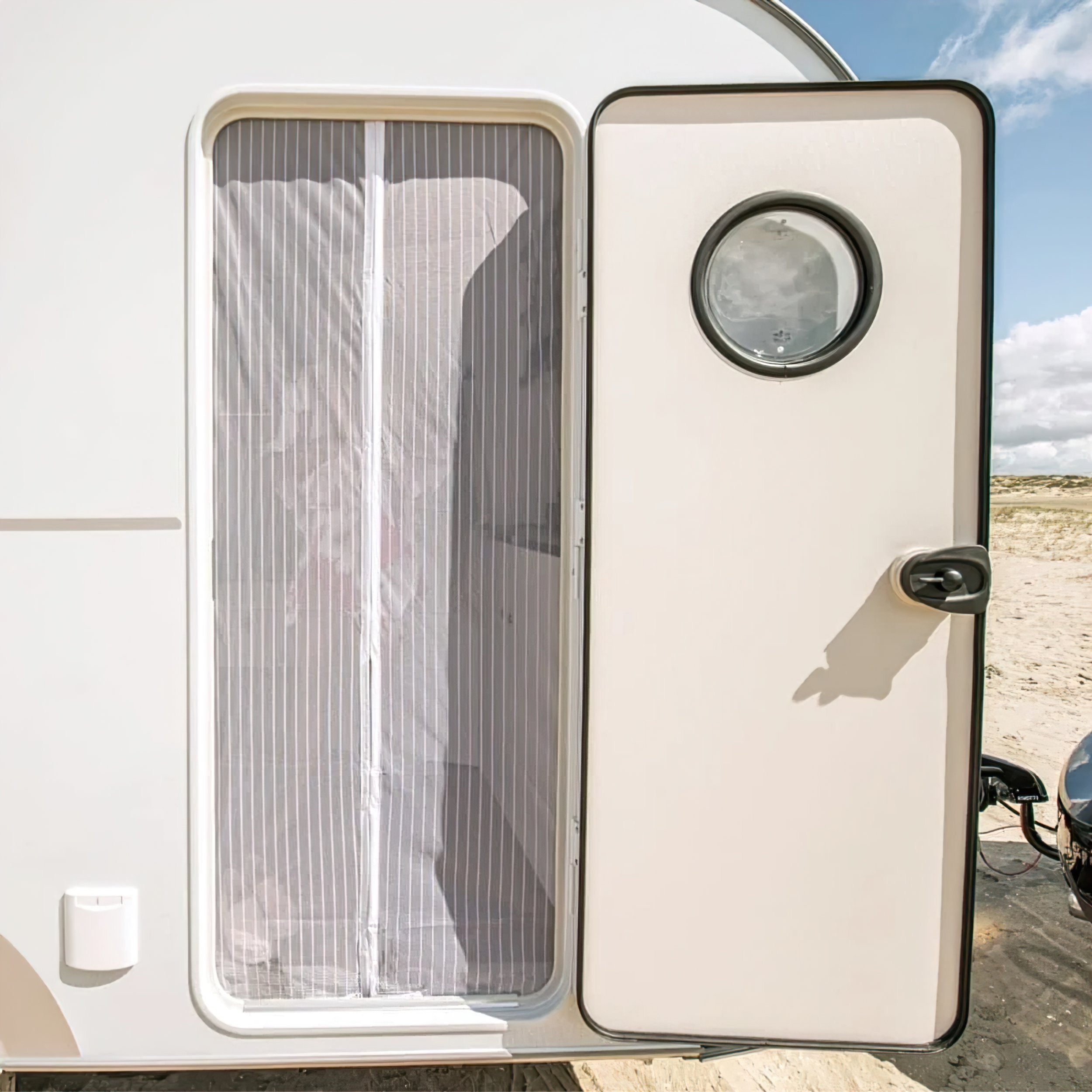  They've recently released their "Beachy" range, a stylish line of travel trailers dedicated to off-grid coastal adventures. 