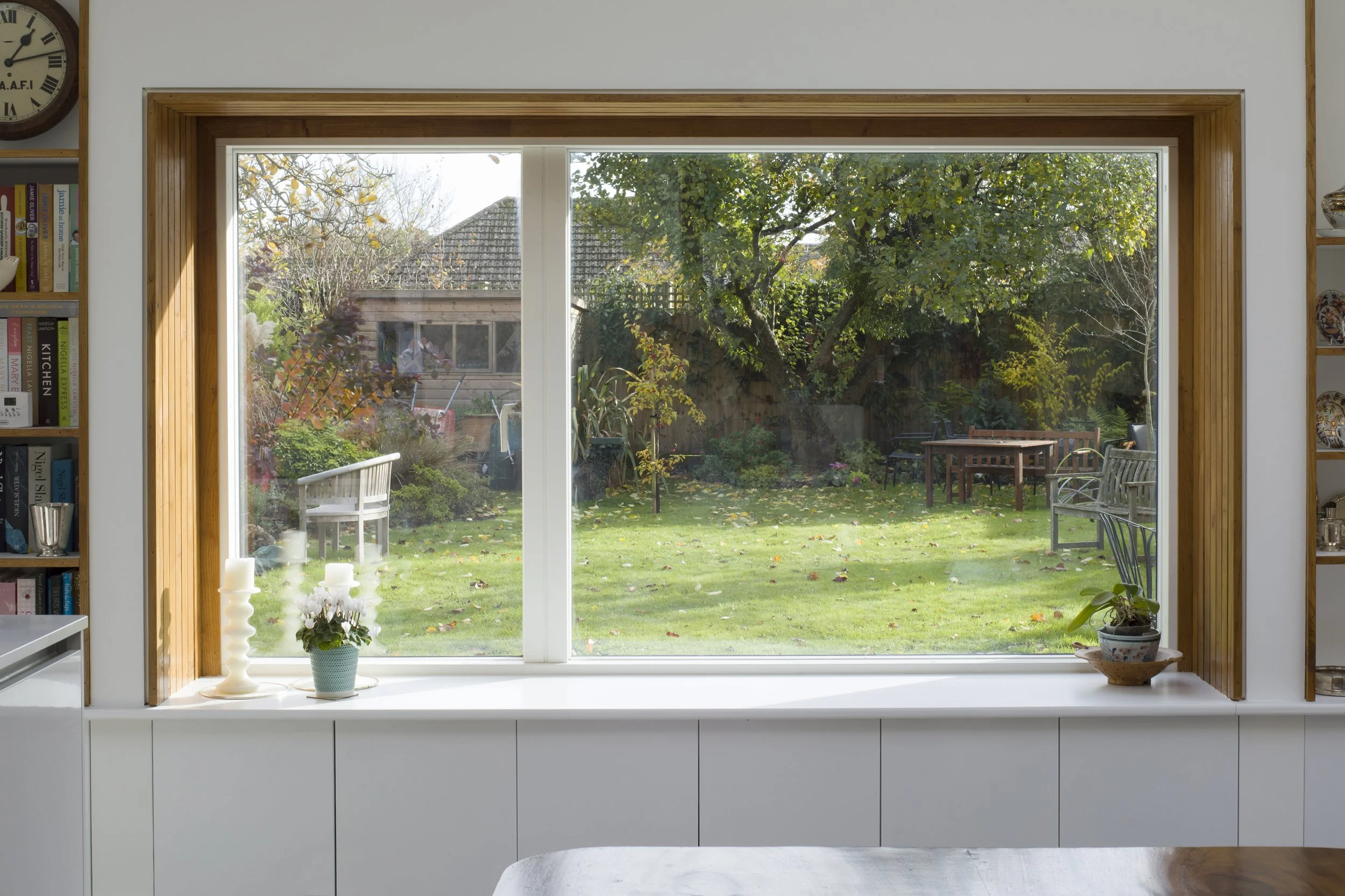 timber-window-reveal