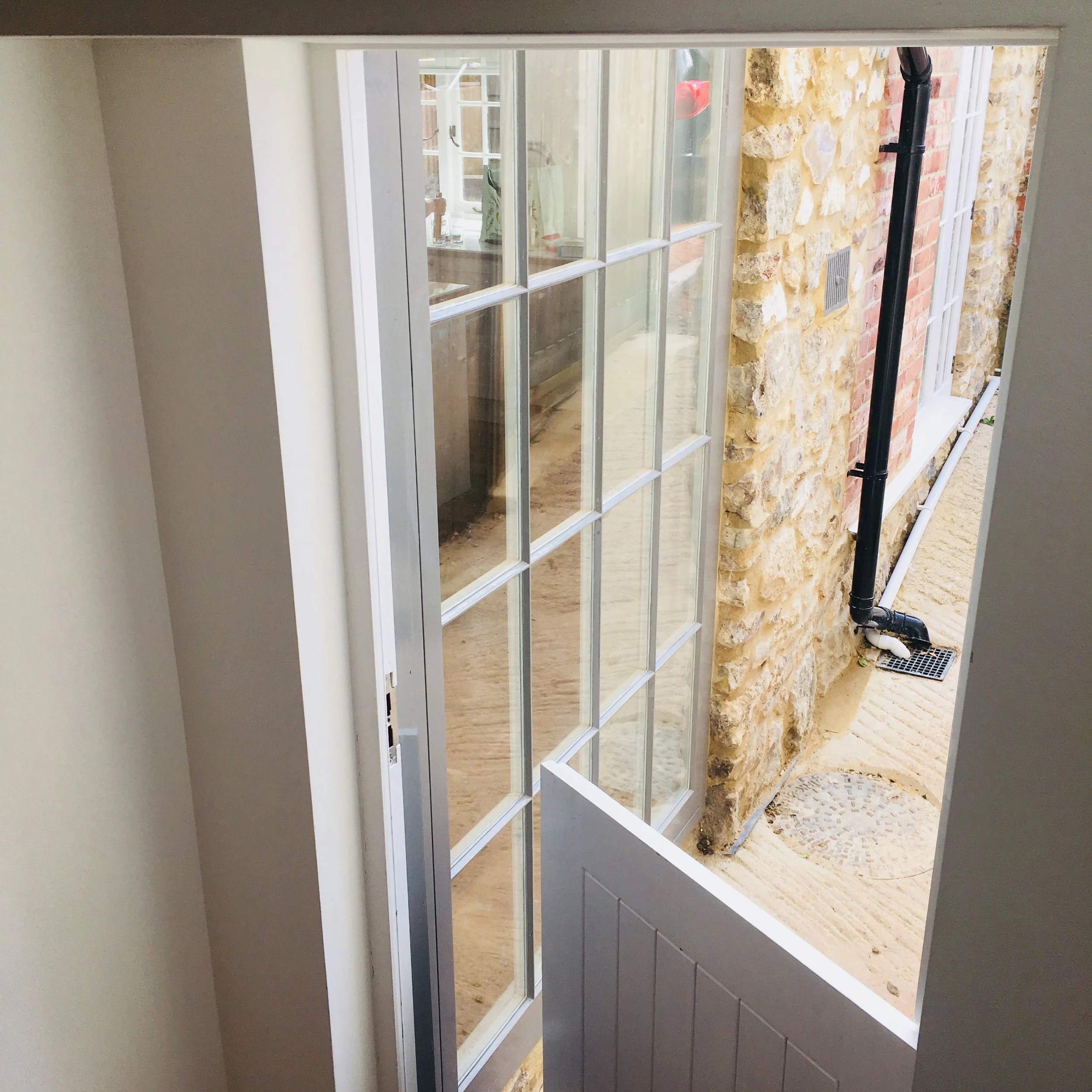 Banana store stable doors.jpg