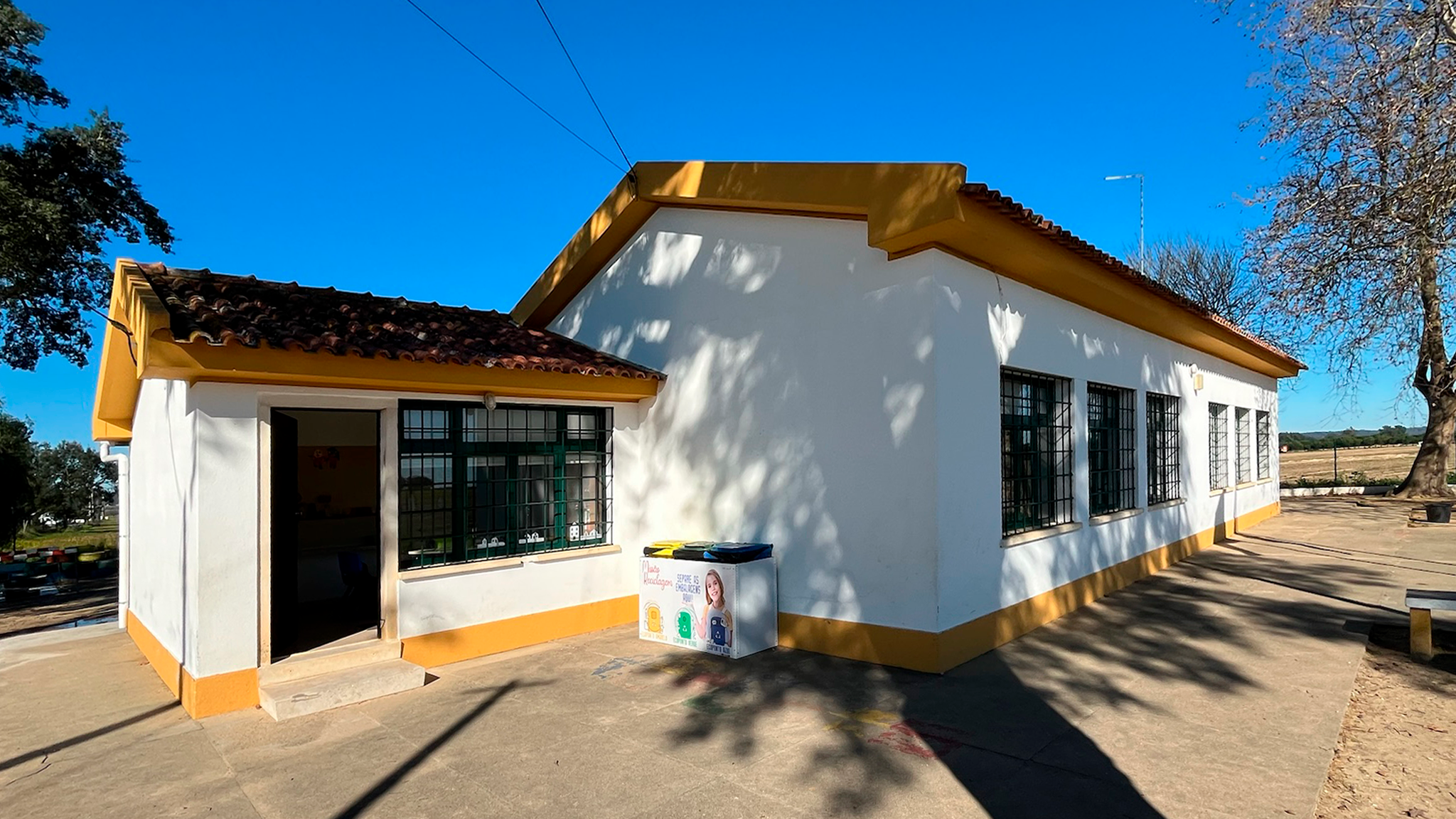 Escola Básica Azervadinha 2 e Rebocho Coruche