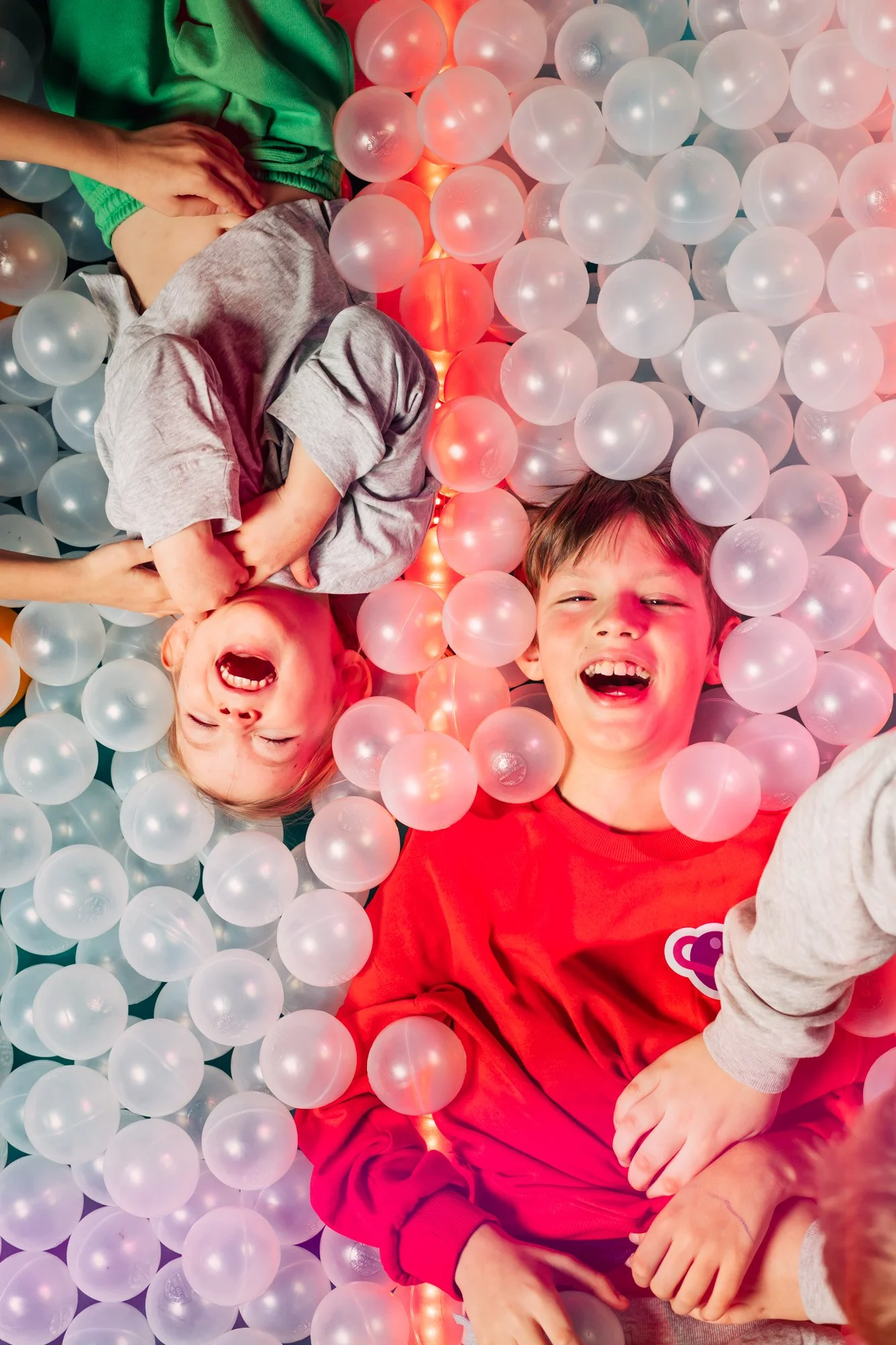 When software helps parents have fun at the playground
