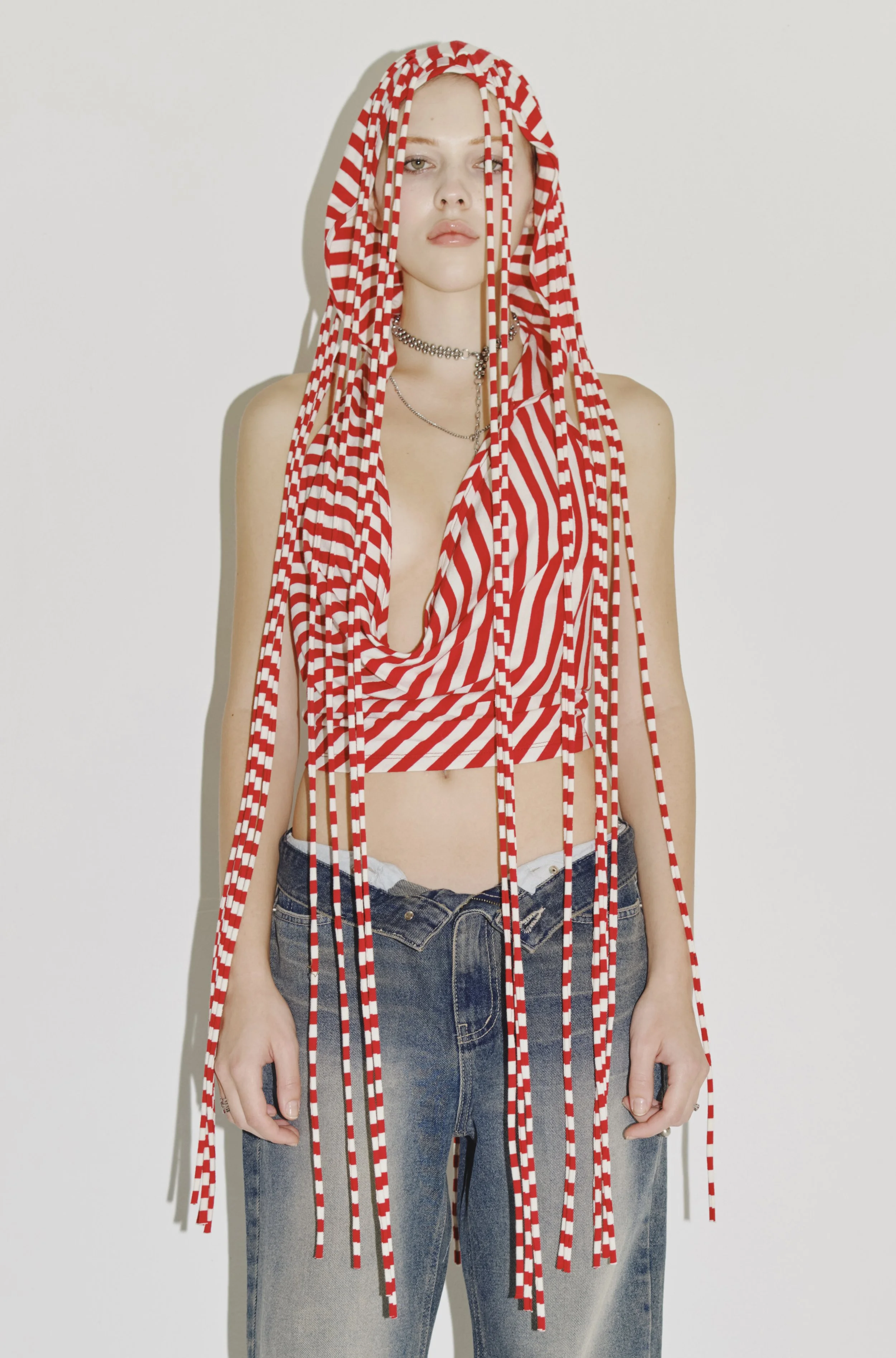 parachute hood halter white/red (restocked) — .nibgnus