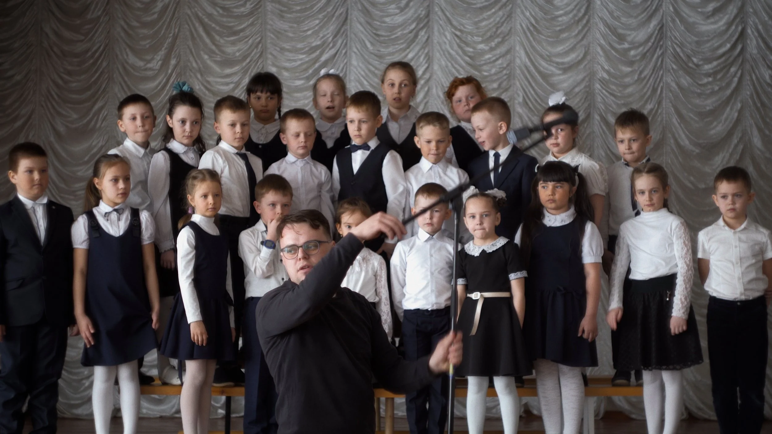 2. PavelWithChildrenChoir_credit_Pavel_Talankin.jpg