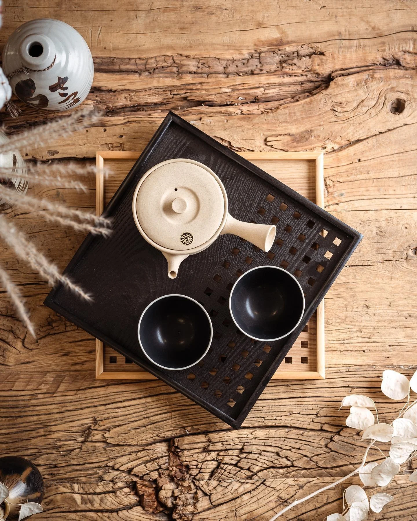 D&eacute;couvrez la th&eacute;i&egrave;re Tokoname fabriqu&eacute; au Japon.
.
#b2b #supplier #porcelaine #ceramique #japonais #boutique #maison #home #fournisseur #grossistedeco #grossiste #decoration #tokoname #boutique #creation #creativity #inspi