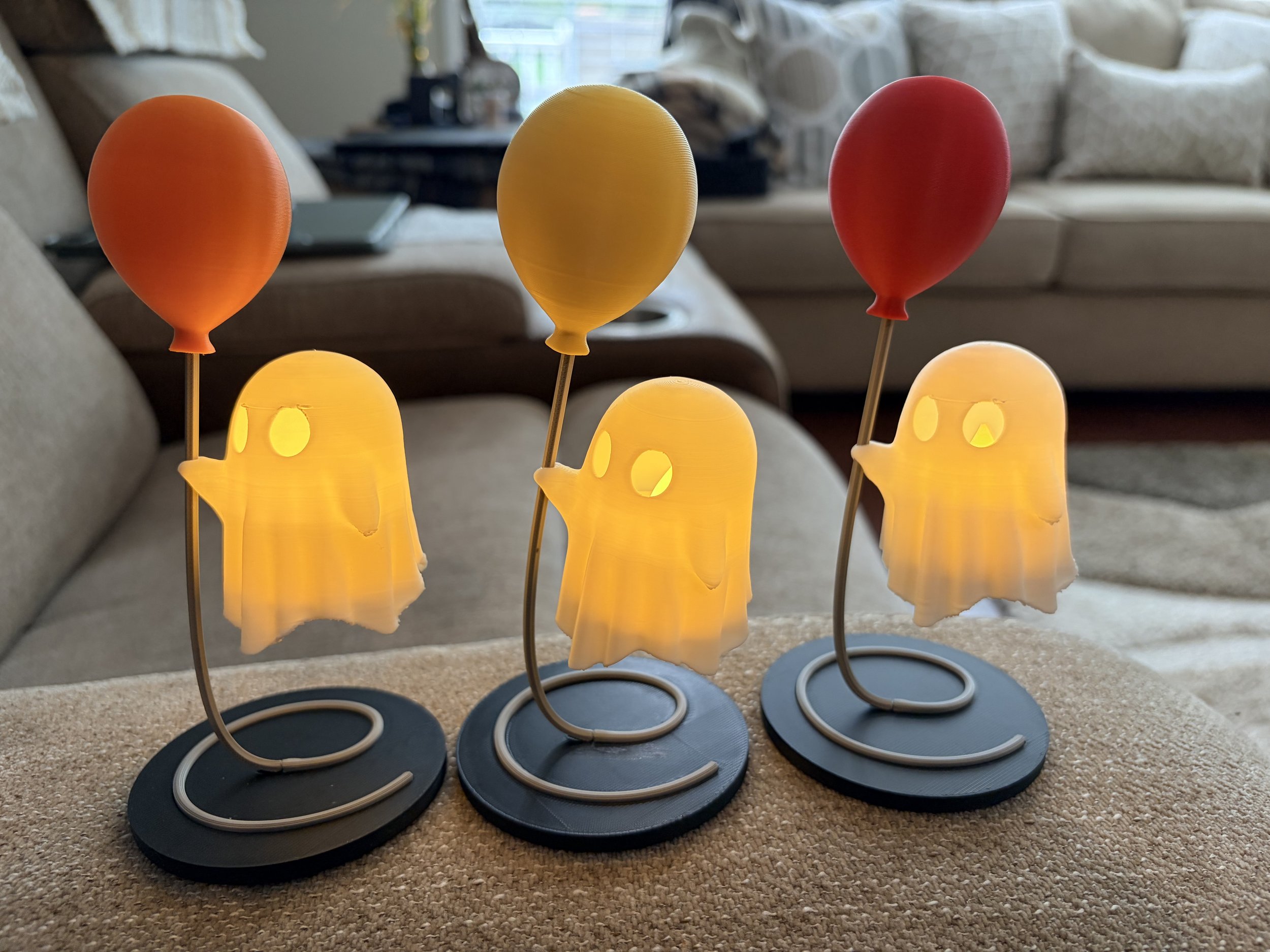 Floating Ghost & Balloon LED Night Light | 3D Printed Halloween Décor 👻🎈✨ * 📦FREE standard shipping on orders of $70 or more!