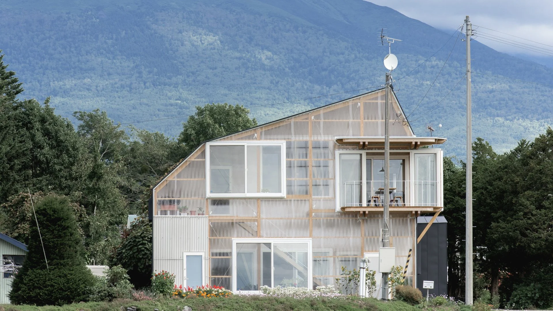 How Translucent Surfaces are Reconnecting our Living and Natural Environments