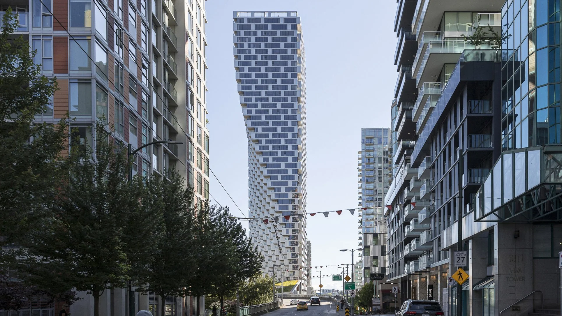 BIG unveils twisted skyscraper designed "in the tradition of Flatiron"