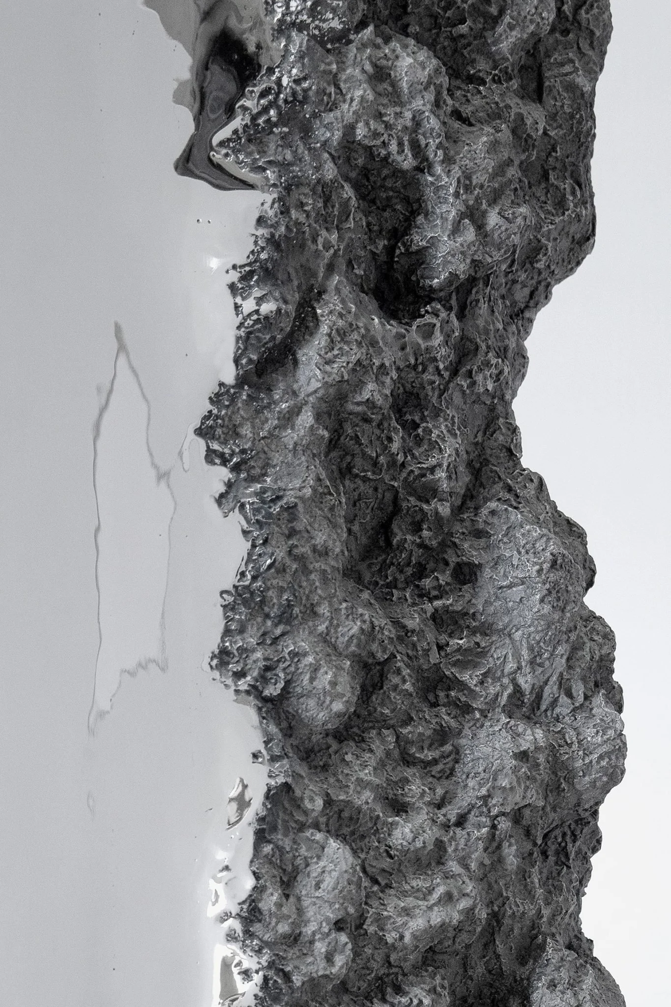 ignant-design-hongjieyang-synthesis-monolith-11-1365x2048 2.jpeg