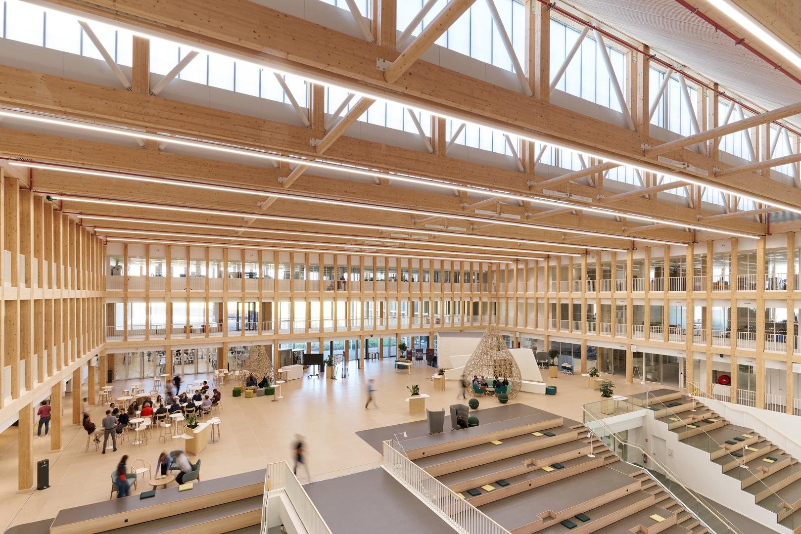 Innovation-R-Centre-Danone-Arte-ChristopheValtin-atrium-topview (1).jpg