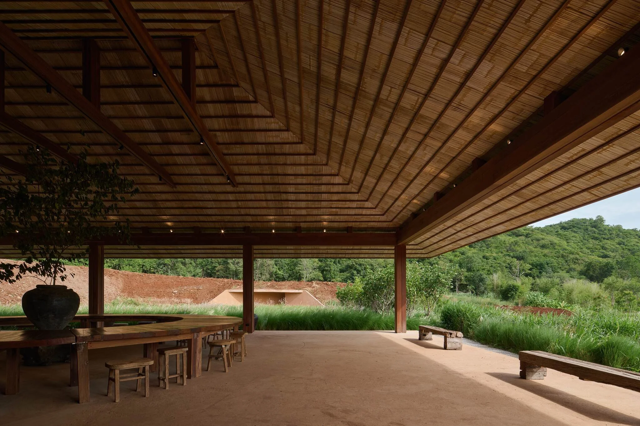 Khao_Yai_Art_Forest-L_069.JPG