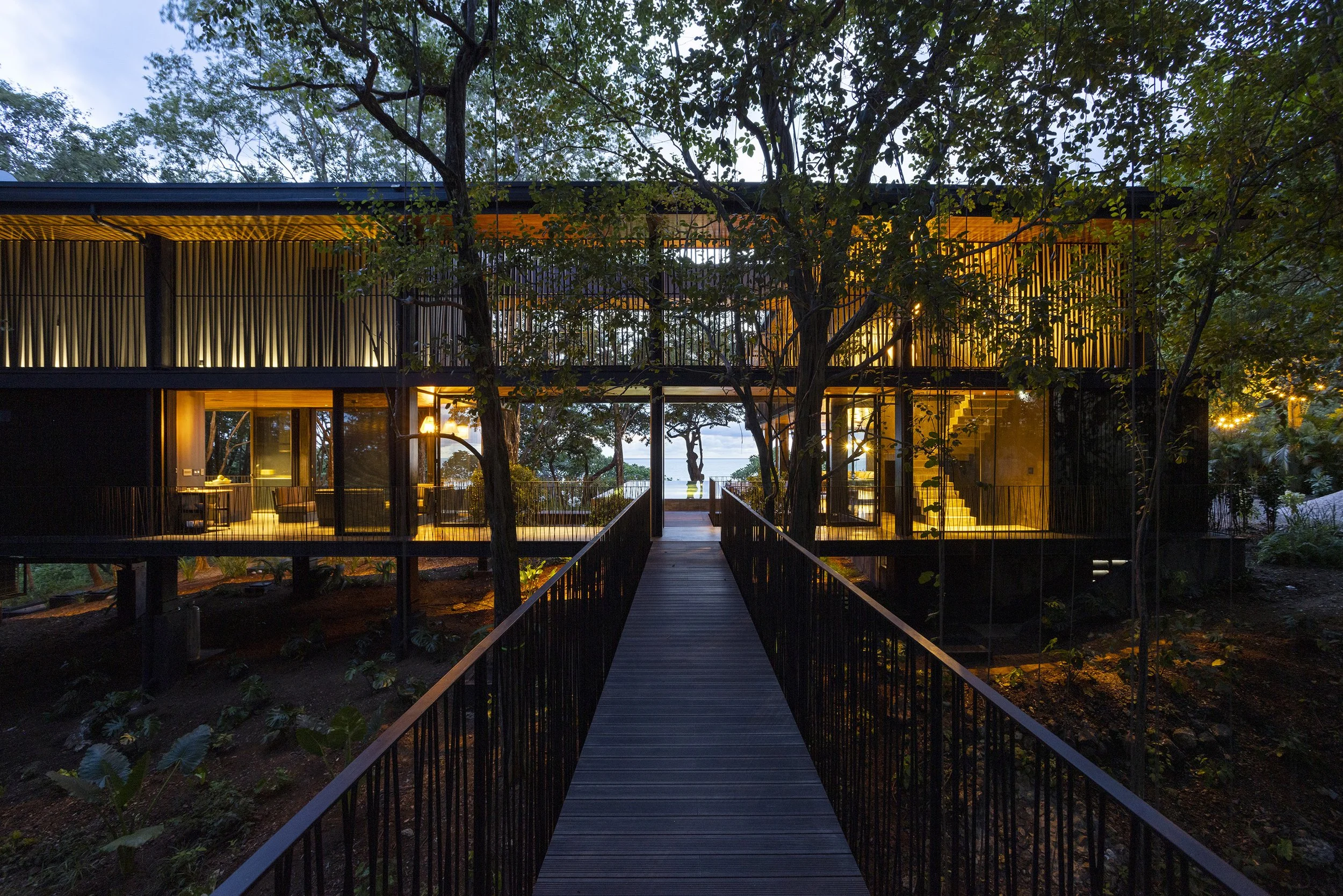 Perla Negra House